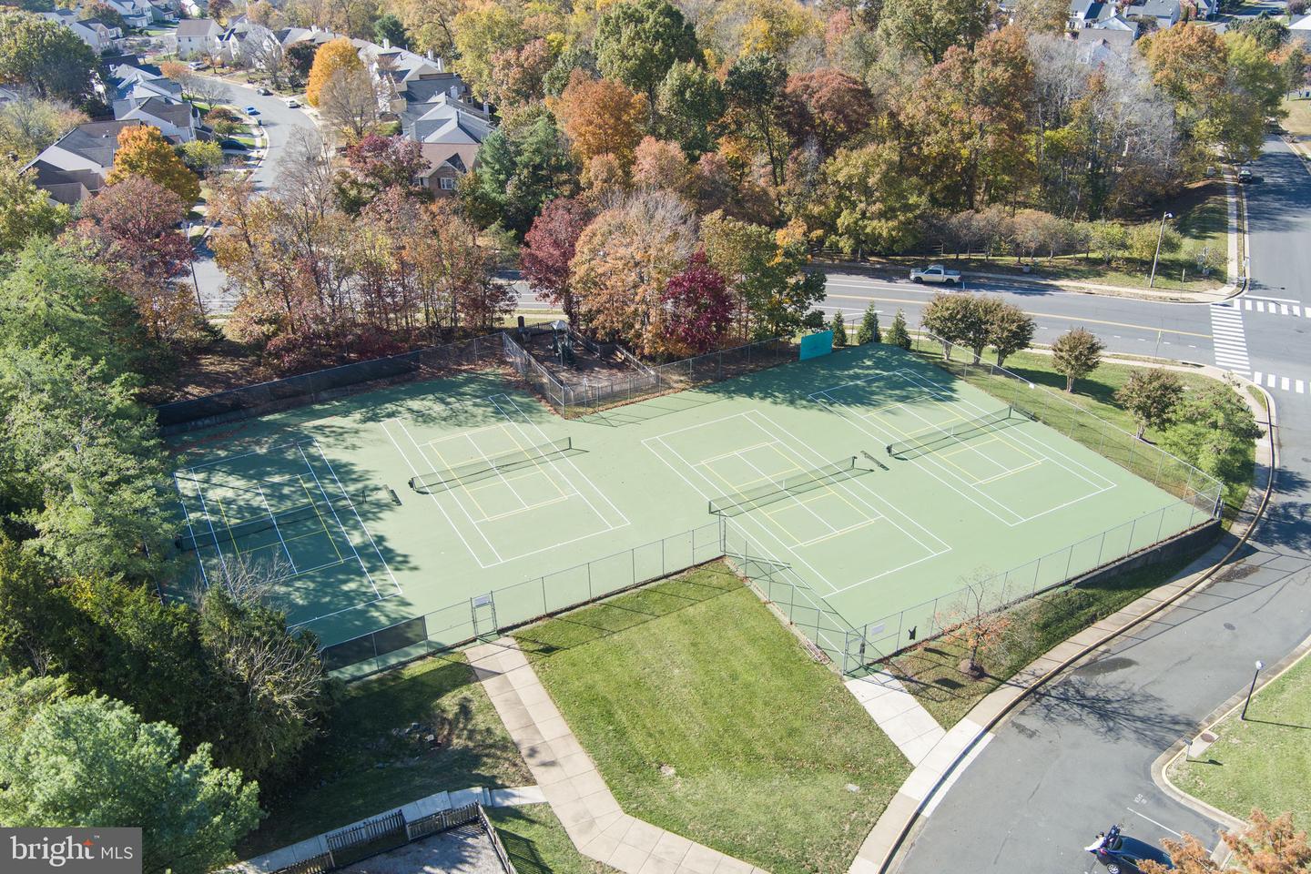 14608 BATTERY RIDGE LN, CENTREVILLE, Virginia 20120, 3 Bedrooms Bedrooms, 12 Rooms Rooms,3 BathroomsBathrooms,Residential,For sale,14608 BATTERY RIDGE LN,VAFX2276738 MLS # VAFX2276738