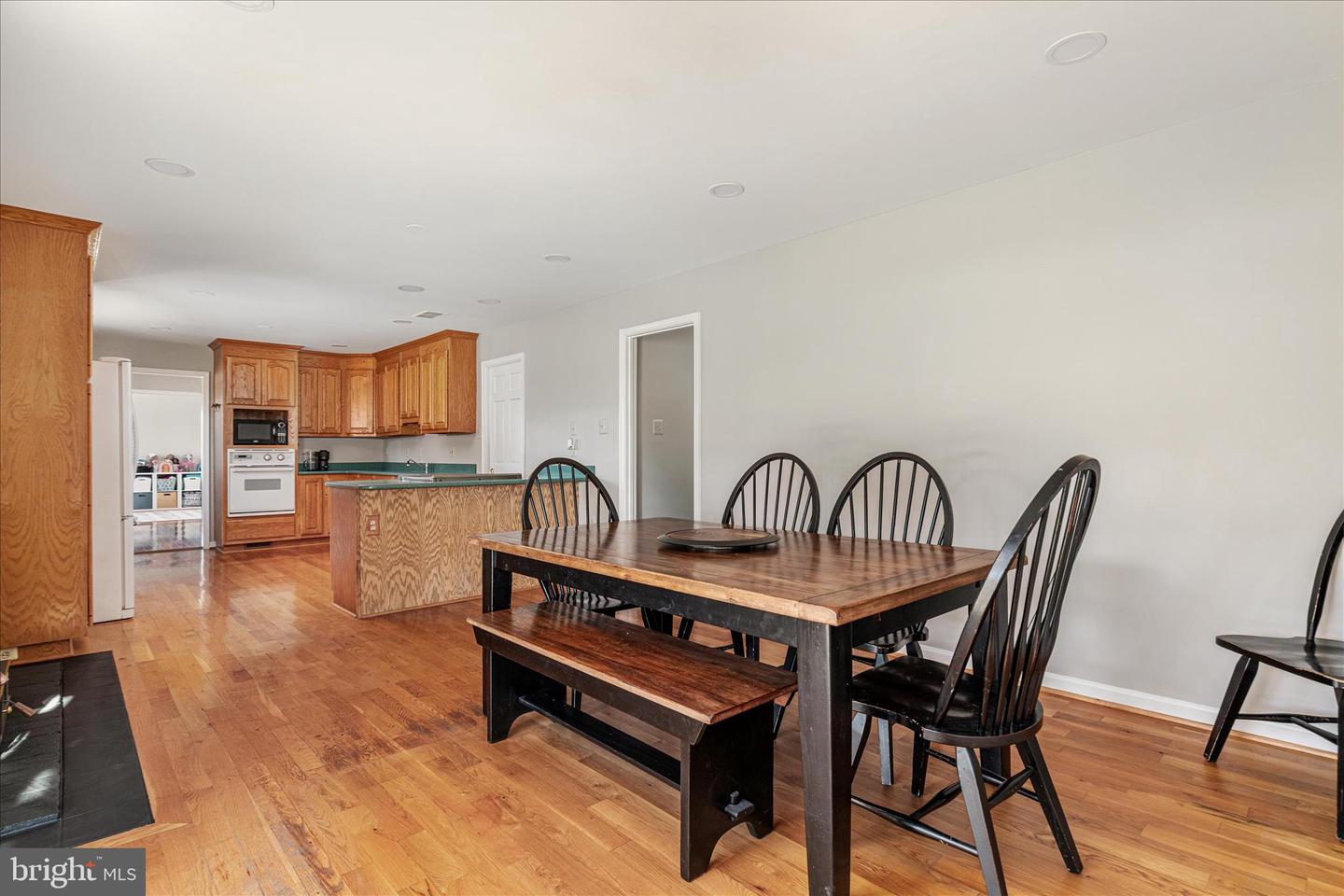 39704 RICKARD RD, LOVETTSVILLE, Virginia 20180, 4 Bedrooms Bedrooms, 8 Rooms Rooms,3 BathroomsBathrooms,Residential,For sale,39704 RICKARD RD,VALO2110010 MLS # VALO2110010 39704 RICKARD RD, LOVETTSVILLE, Virginia 20180, 4 Bedrooms Bedrooms, 8 Rooms Rooms,3 BathroomsBathrooms,Residential,For sale,39704 RICKARD RD,VALO2110010 MLS # VALO2110010