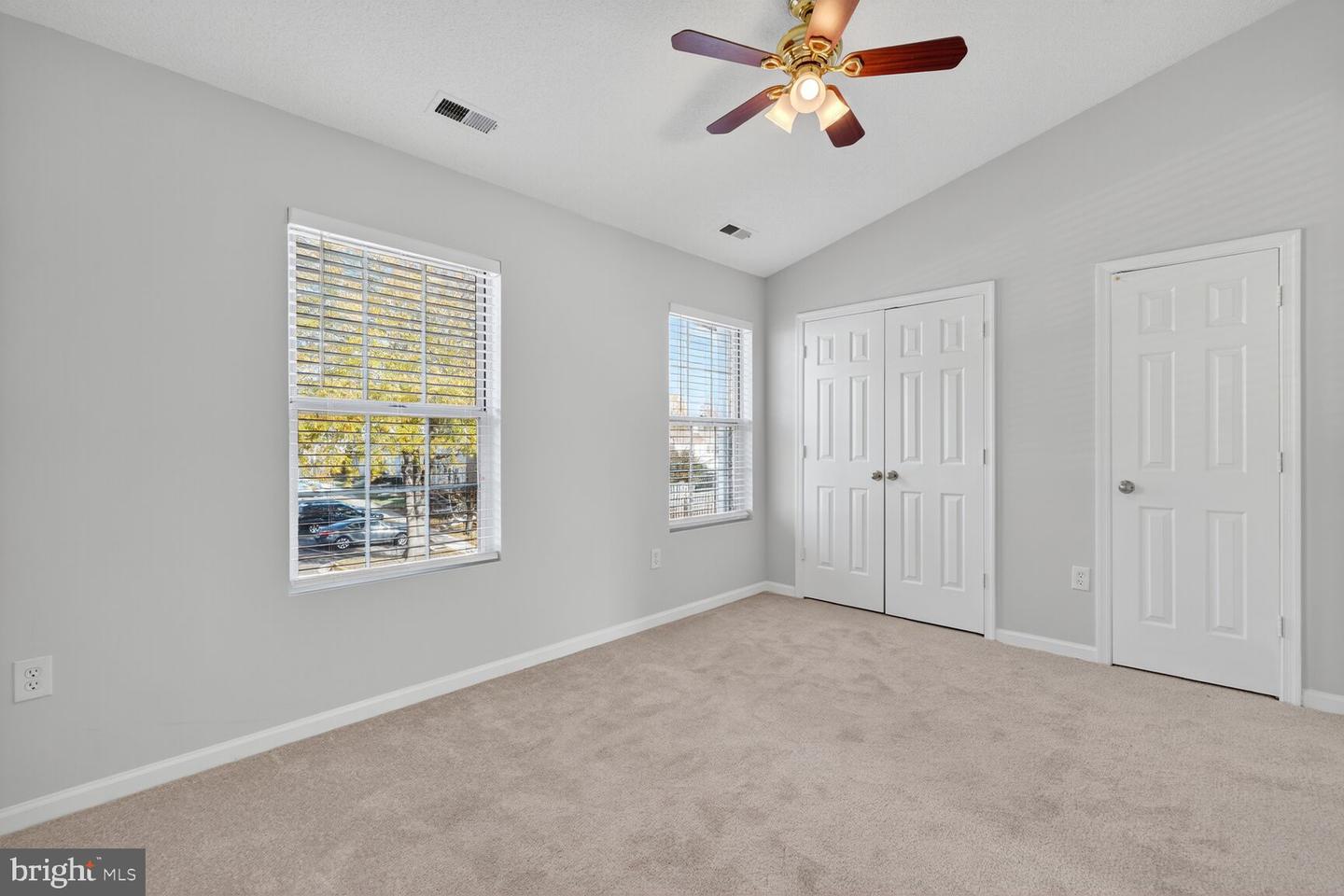 6539 OLD CARRIAGE LN, ALEXANDRIA, Virginia 22315, 2 Bedrooms Bedrooms, ,2 BathroomsBathrooms,Residential,For sale,6539 OLD CARRIAGE LN,VAFX2277110 MLS # VAFX2277110