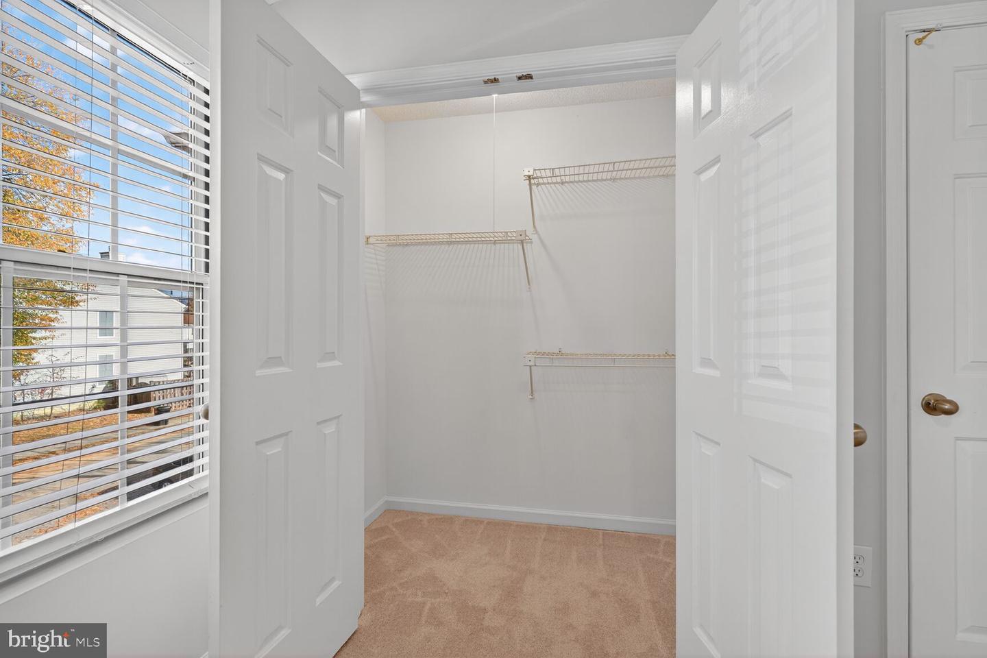 6539 OLD CARRIAGE LN, ALEXANDRIA, Virginia 22315, 2 Bedrooms Bedrooms, ,2 BathroomsBathrooms,Residential,For sale,6539 OLD CARRIAGE LN,VAFX2277110 MLS # VAFX2277110