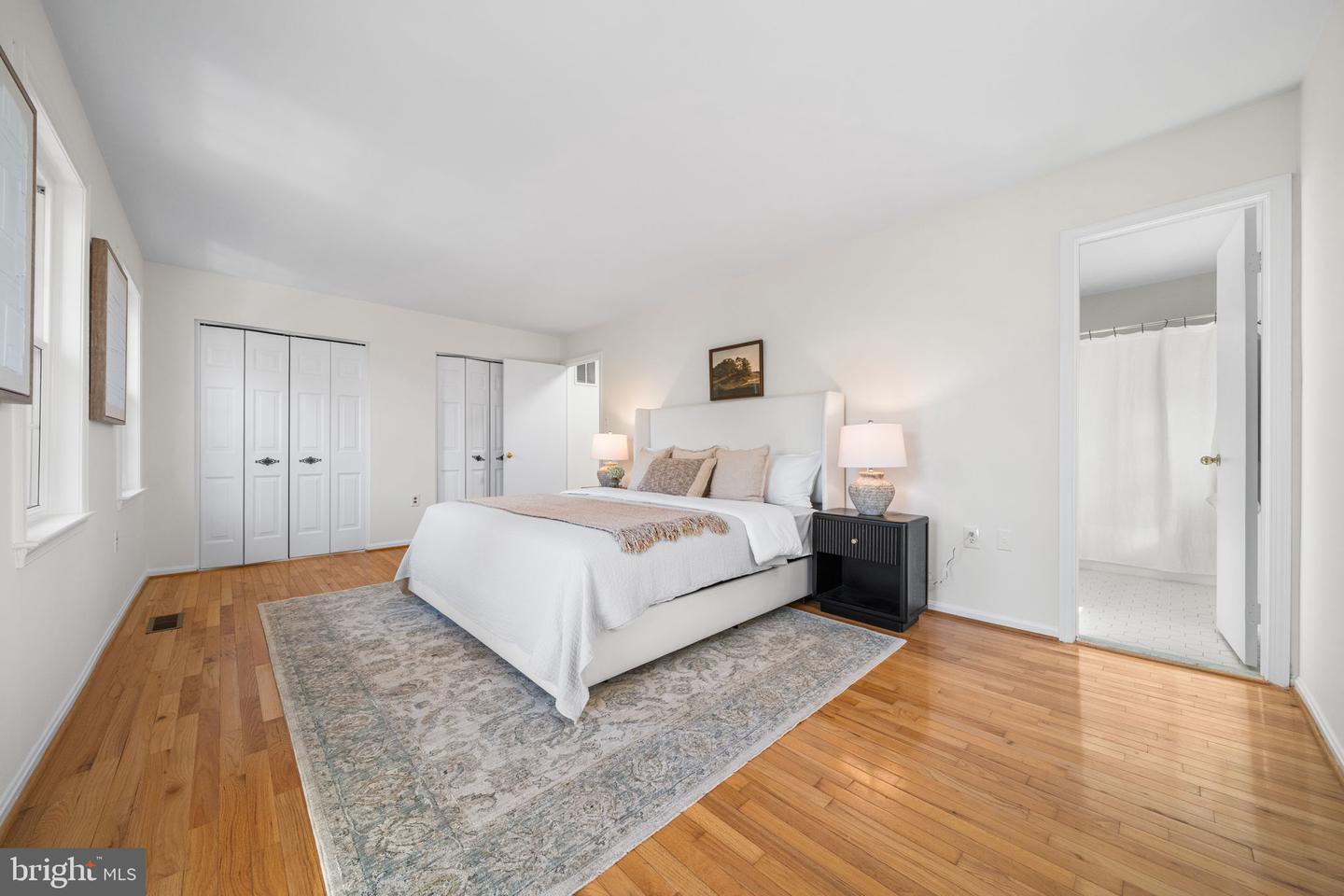 5658 SUTHERLAND CT, BURKE, Virginia 22015, 3 Bedrooms Bedrooms, ,3 BathroomsBathrooms,Residential,For sale,5658 SUTHERLAND CT,VAFX2278194 MLS # VAFX2278194