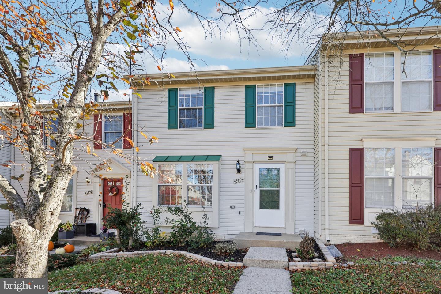 43494 POSTRAIL SQ, ASHBURN, Virginia 20147, 3 Bedrooms Bedrooms, ,3 BathroomsBathrooms,Residential,For sale,43494 POSTRAIL SQ,VALO2110774 MLS # VALO2110774