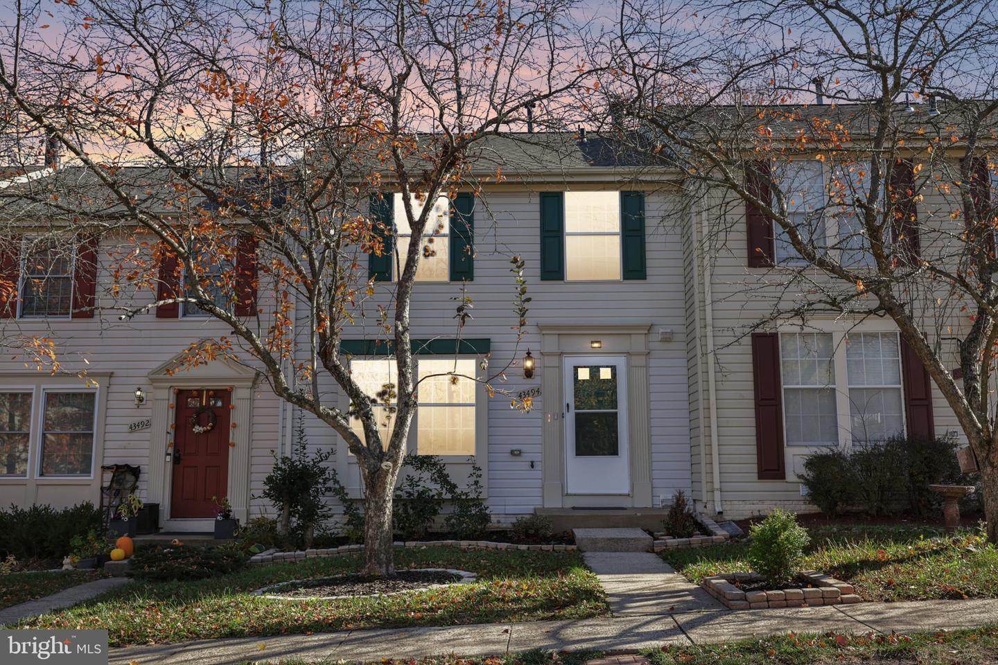 43494 POSTRAIL SQ, ASHBURN, Virginia 20147, 3 Bedrooms Bedrooms, ,3 BathroomsBathrooms,Residential,For sale,43494 POSTRAIL SQ,VALO2110774 MLS # VALO2110774