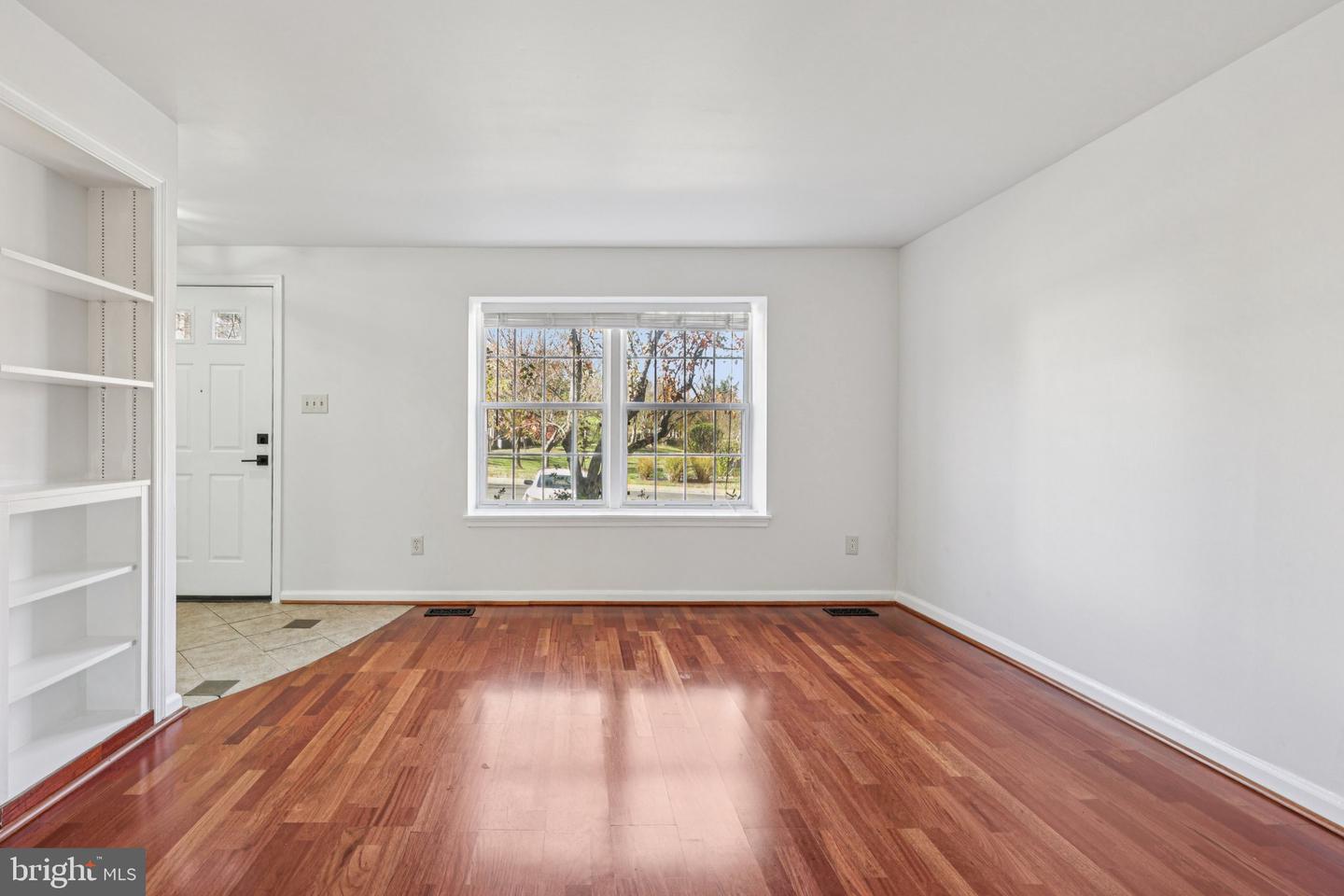 43494 POSTRAIL SQ, ASHBURN, Virginia 20147, 3 Bedrooms Bedrooms, ,3 BathroomsBathrooms,Residential,For sale,43494 POSTRAIL SQ,VALO2110774 MLS # VALO2110774