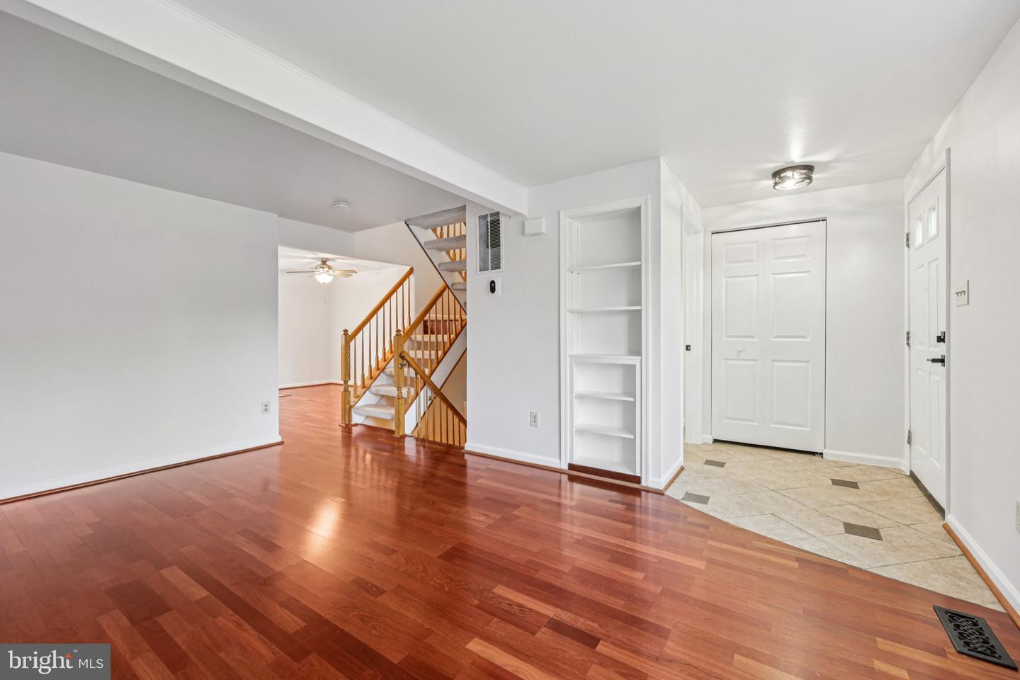 43494 POSTRAIL SQ, ASHBURN, Virginia 20147, 3 Bedrooms Bedrooms, ,3 BathroomsBathrooms,Residential,For sale,43494 POSTRAIL SQ,VALO2110774 MLS # VALO2110774