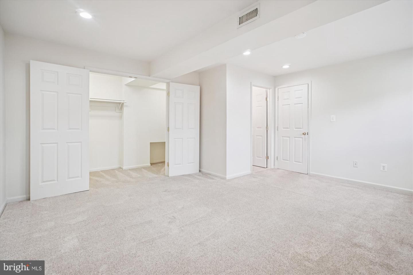 4307 PLANTERS CT, ANNANDALE, Virginia 22003, 5 Bedrooms Bedrooms, ,3 BathroomsBathrooms,Residential,For sale,4307 PLANTERS CT,VAFX2278908 MLS # VAFX2278908 4307 PLANTERS CT, ANNANDALE, Virginia 22003, 5 Bedrooms Bedrooms, ,3 BathroomsBathrooms,Residential,For sale,4307 PLANTERS CT,VAFX2278908 MLS # VAFX2278908