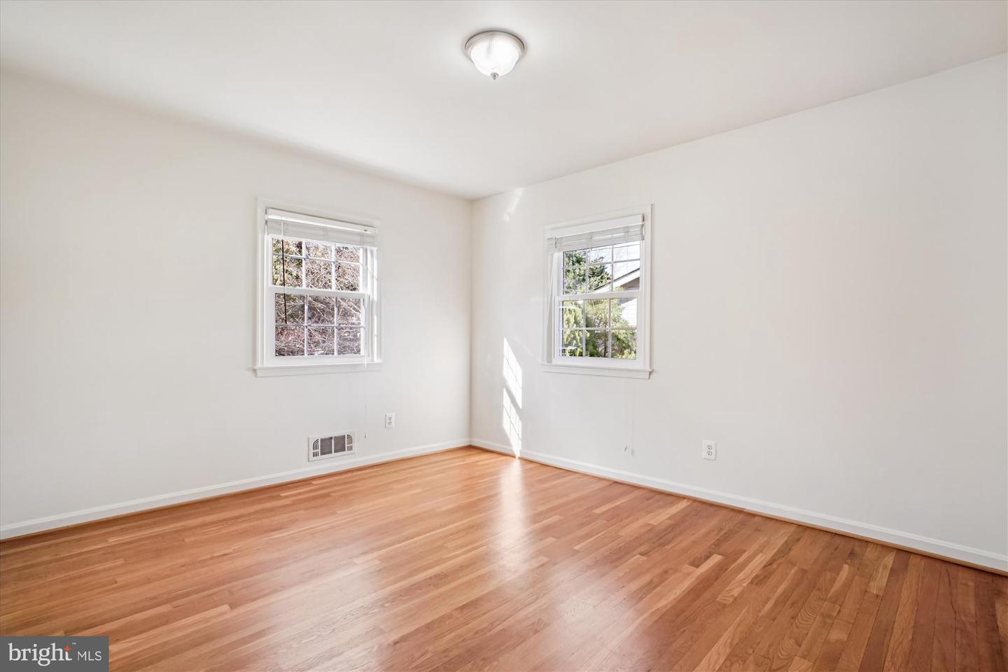 4307 PLANTERS CT, ANNANDALE, Virginia 22003, 5 Bedrooms Bedrooms, ,3 BathroomsBathrooms,Residential,For sale,4307 PLANTERS CT,VAFX2278908 MLS # VAFX2278908 4307 PLANTERS CT, ANNANDALE, Virginia 22003, 5 Bedrooms Bedrooms, ,3 BathroomsBathrooms,Residential,For sale,4307 PLANTERS CT,VAFX2278908 MLS # VAFX2278908