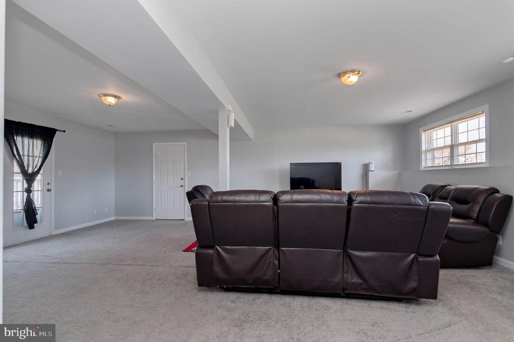 7523 STERLING DR, FREDERICKSBURG, Virginia 22407, 5 Bedrooms Bedrooms, ,3 BathroomsBathrooms,Residential,7523 STERLING DR,VASP2037466 MLS # VASP2037466 7523 STERLING DR, FREDERICKSBURG, Virginia 22407, 5 Bedrooms Bedrooms, ,3 BathroomsBathrooms,Residential,7523 STERLING DR,VASP2037466 MLS # VASP2037466