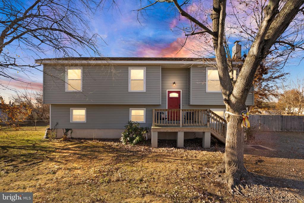 6628 BELFRYS CT W, BEALETON, Virginia, 5 Bedrooms Bedrooms, ,3 BathroomsBathrooms,Residential,6628 BELFRYS CT W,VAFQ2019622 MLS # VAFQ2019622 6628 BELFRYS CT W, BEALETON, Virginia, 5 Bedrooms Bedrooms, ,3 BathroomsBathrooms,Residential,6628 BELFRYS CT W,VAFQ2019622 MLS # VAFQ2019622