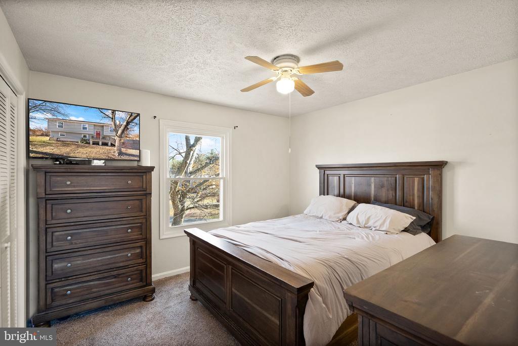 6628 BELFRYS CT W, BEALETON, Virginia, 5 Bedrooms Bedrooms, ,3 BathroomsBathrooms,Residential,6628 BELFRYS CT W,VAFQ2019622 MLS # VAFQ2019622 6628 BELFRYS CT W, BEALETON, Virginia, 5 Bedrooms Bedrooms, ,3 BathroomsBathrooms,Residential,6628 BELFRYS CT W,VAFQ2019622 MLS # VAFQ2019622