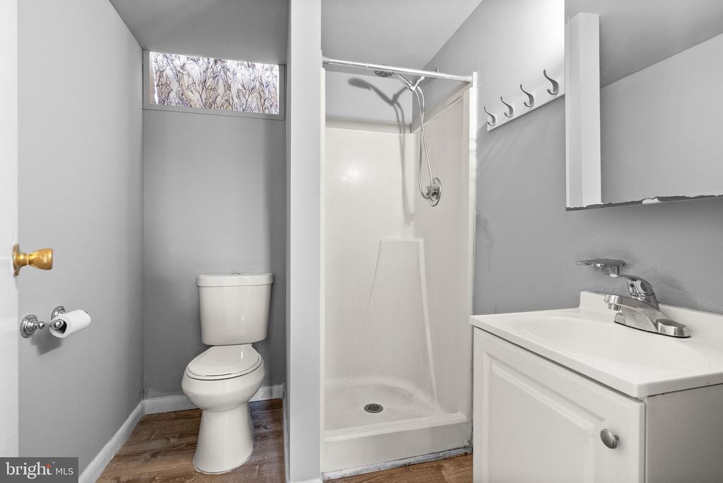 6628 BELFRYS CT W, BEALETON, Virginia, 5 Bedrooms Bedrooms, ,3 BathroomsBathrooms,Residential,6628 BELFRYS CT W,VAFQ2019622 MLS # VAFQ2019622 6628 BELFRYS CT W, BEALETON, Virginia, 5 Bedrooms Bedrooms, ,3 BathroomsBathrooms,Residential,6628 BELFRYS CT W,VAFQ2019622 MLS # VAFQ2019622