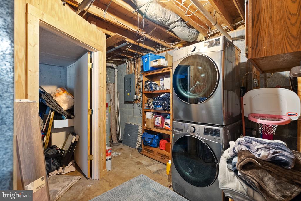 6628 BELFRYS CT W, BEALETON, Virginia, 5 Bedrooms Bedrooms, ,3 BathroomsBathrooms,Residential,6628 BELFRYS CT W,VAFQ2019622 MLS # VAFQ2019622 6628 BELFRYS CT W, BEALETON, Virginia, 5 Bedrooms Bedrooms, ,3 BathroomsBathrooms,Residential,6628 BELFRYS CT W,VAFQ2019622 MLS # VAFQ2019622