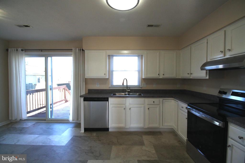 216 FOURTH ST, LURAY, Virginia 22835, 2 Bedrooms Bedrooms, ,1 BathroomBathrooms,Residential,216 FOURTH ST,VAPA2005588 MLS # VAPA2005588 216 FOURTH ST, LURAY, Virginia 22835, 2 Bedrooms Bedrooms, ,1 BathroomBathrooms,Residential,216 FOURTH ST,VAPA2005588 MLS # VAPA2005588