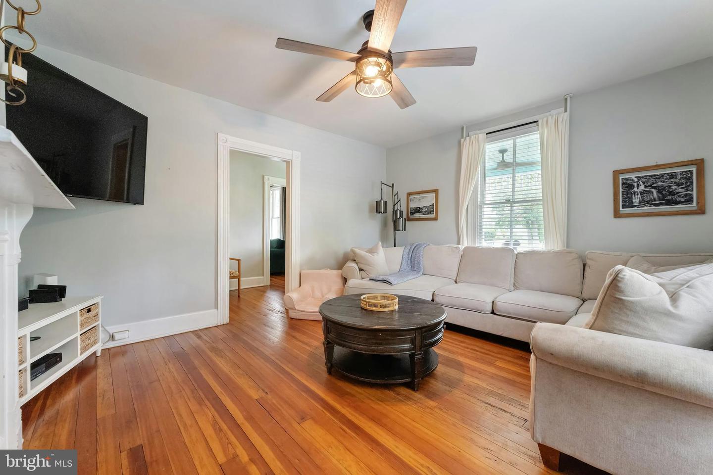 10 NEW CUT RD, ROUND HILL, Virginia 20141, 3 Bedrooms Bedrooms, ,2 BathroomsBathrooms,Residential,For sale,10 NEW CUT RD,VALO2099556 MLS # VALO2099556