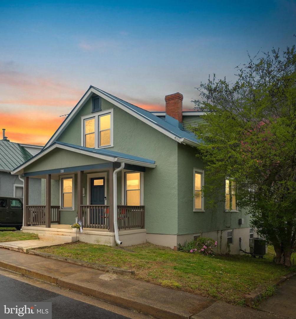 118 W EDMONDSON ST, CULPEPER, Virginia 22701, 4 Bedrooms Bedrooms, ,2 BathroomsBathrooms,Residential,For sale,118 W EDMONDSON ST,VACU2010936 MLS # VACU2010936 118 W EDMONDSON ST, CULPEPER, Virginia 22701, 4 Bedrooms Bedrooms, ,2 BathroomsBathrooms,Residential,For sale,118 W EDMONDSON ST,VACU2010936 MLS # VACU2010936