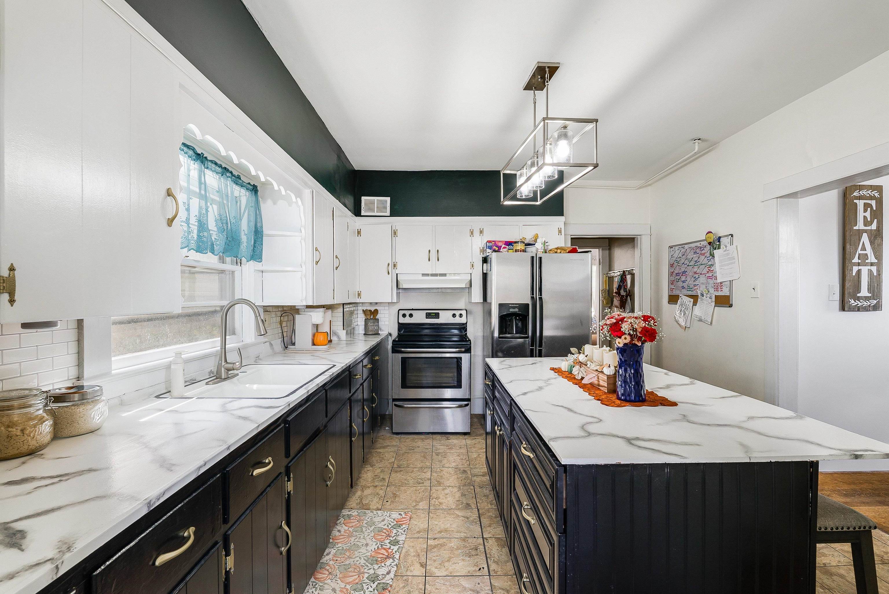 502 THIRD ST, SHENANDOAH, Virginia 22849, 3 Bedrooms Bedrooms, ,1 BathroomBathrooms,Residential,502 THIRD ST,668640 MLS # 668640