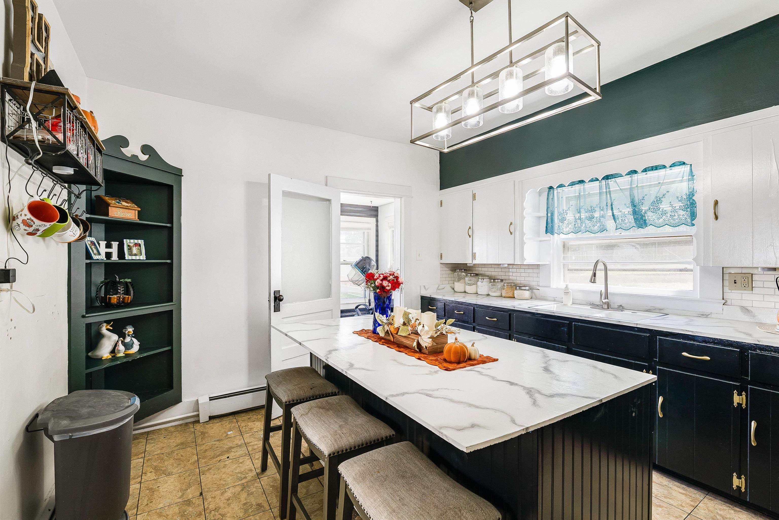 502 THIRD ST, SHENANDOAH, Virginia 22849, 3 Bedrooms Bedrooms, ,1 BathroomBathrooms,Residential,502 THIRD ST,668640 MLS # 668640