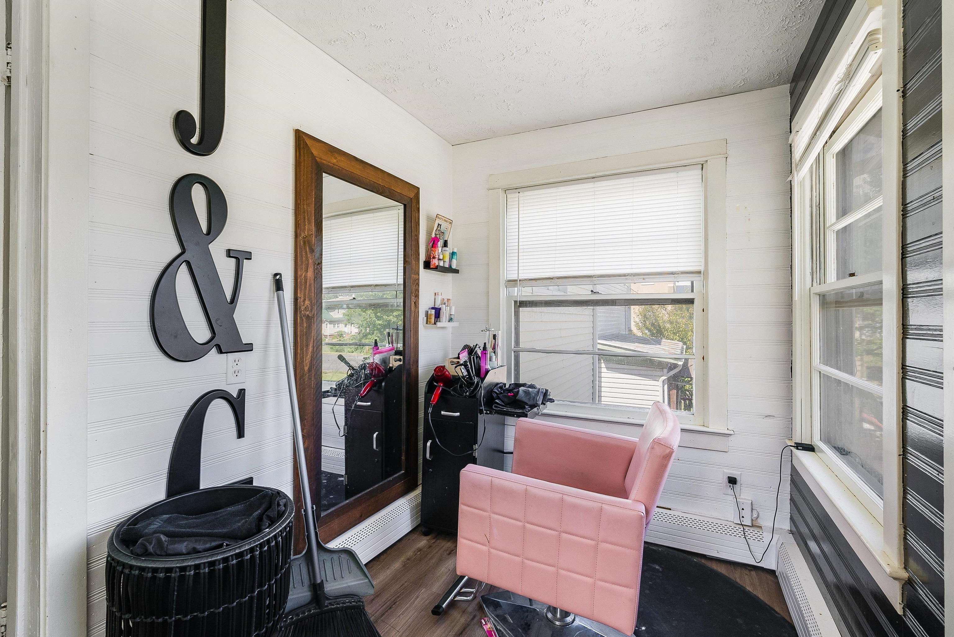 502 THIRD ST, SHENANDOAH, Virginia 22849, 3 Bedrooms Bedrooms, ,1 BathroomBathrooms,Residential,502 THIRD ST,668640 MLS # 668640