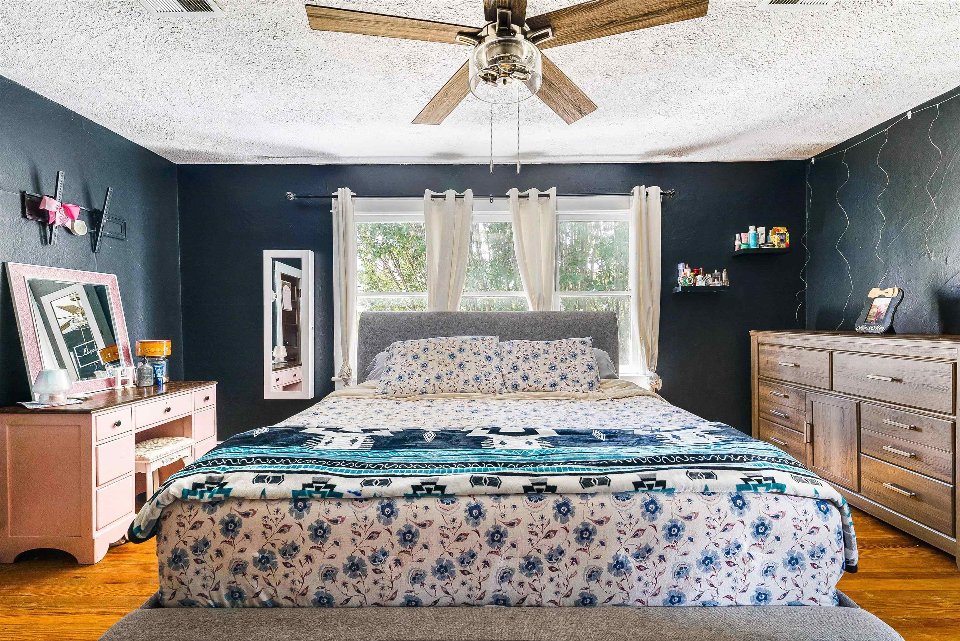 502 THIRD ST, SHENANDOAH, Virginia 22849, 3 Bedrooms Bedrooms, ,1 BathroomBathrooms,Residential,502 THIRD ST,668640 MLS # 668640