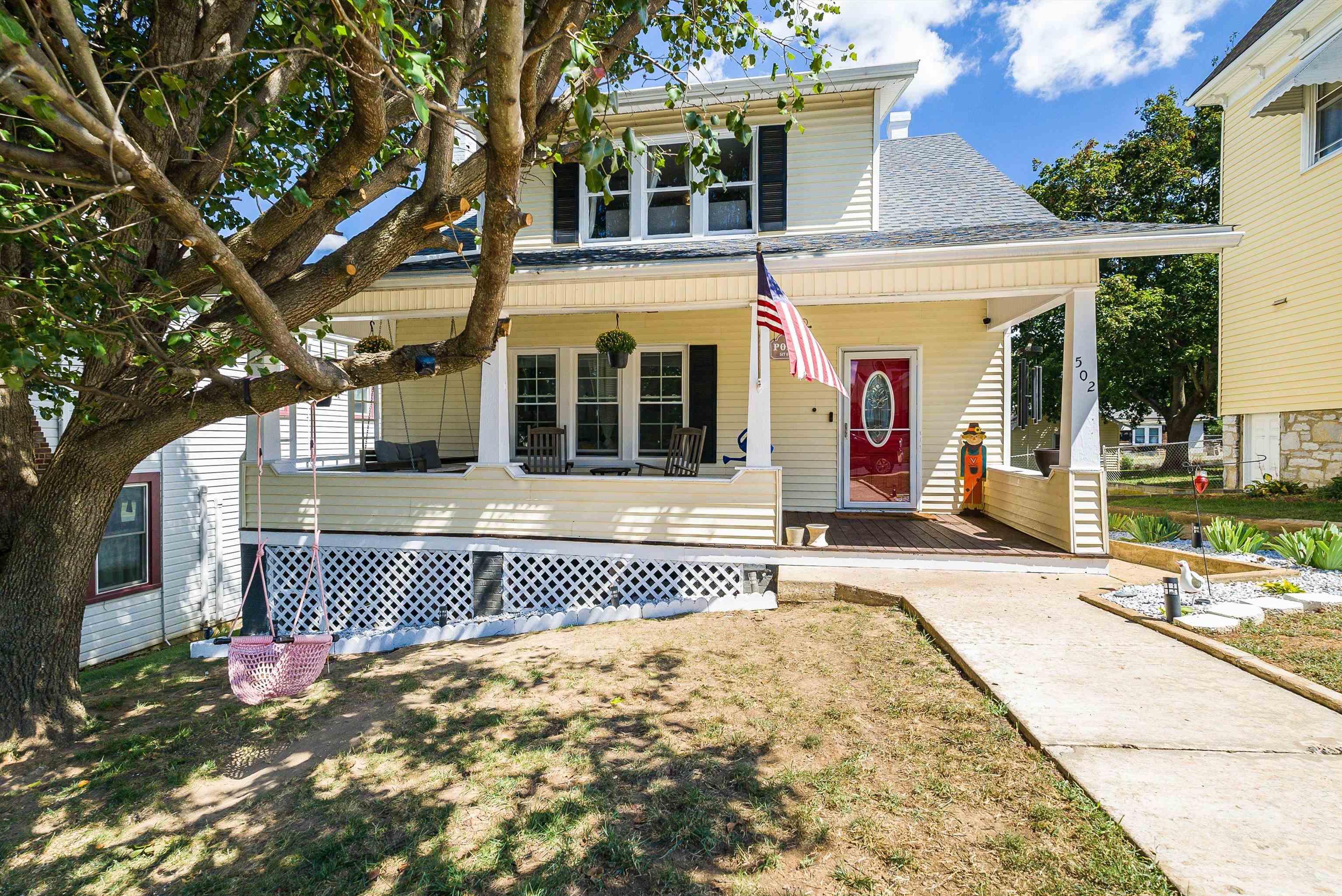 502 THIRD ST, SHENANDOAH, Virginia 22849, 3 Bedrooms Bedrooms, ,1 BathroomBathrooms,Residential,502 THIRD ST,668640 MLS # 668640