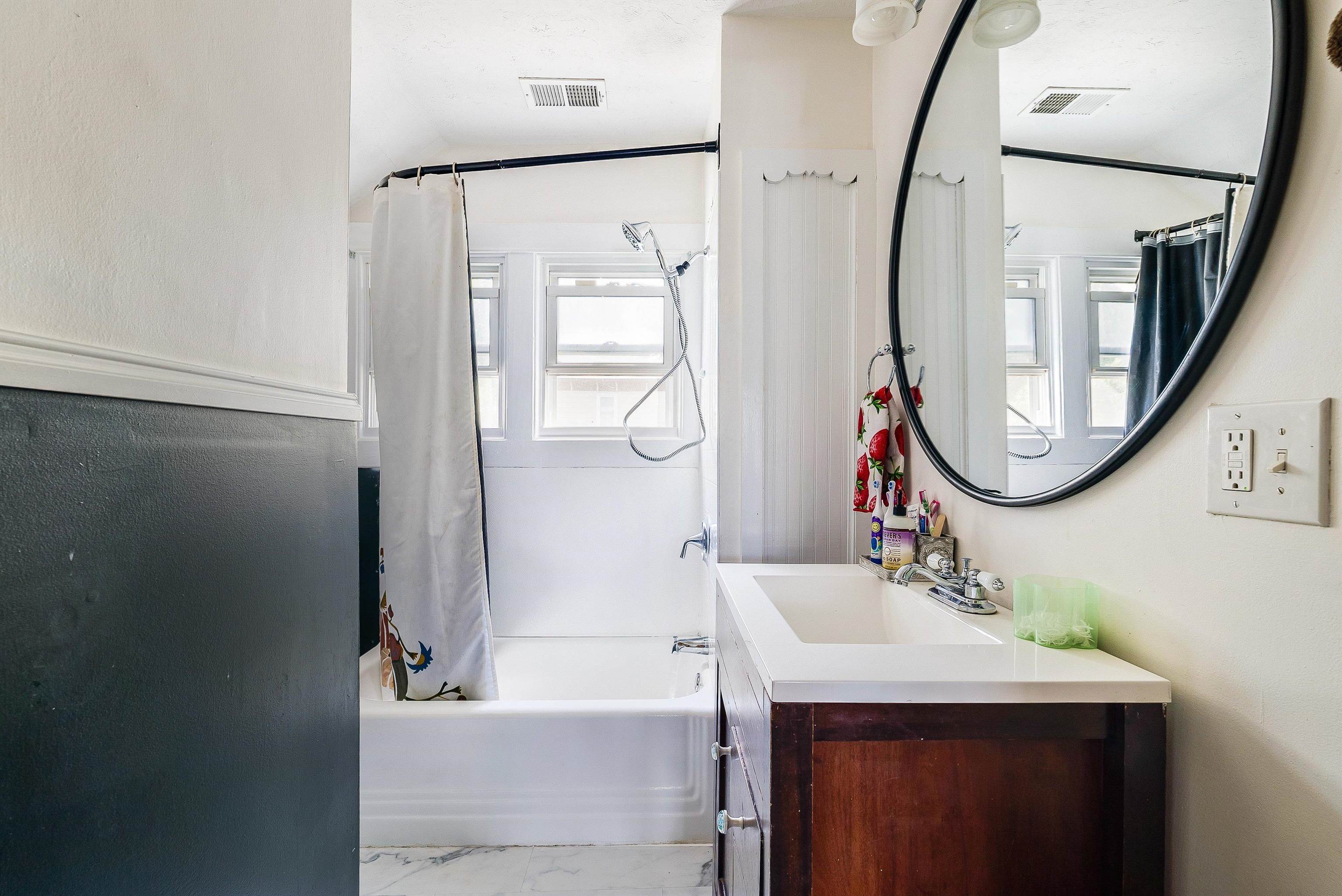 502 THIRD ST, SHENANDOAH, Virginia 22849, 3 Bedrooms Bedrooms, ,1 BathroomBathrooms,Residential,502 THIRD ST,668640 MLS # 668640