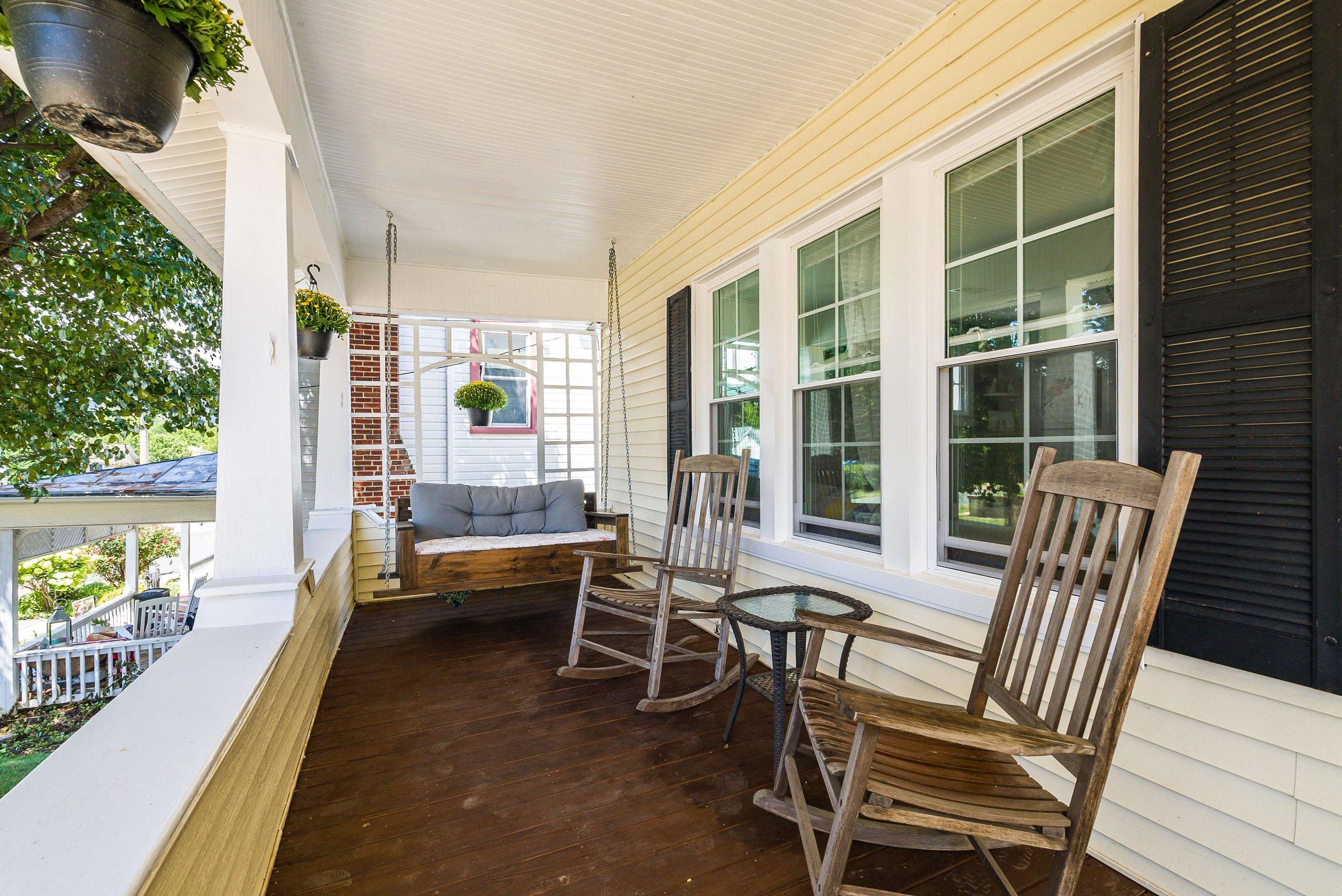 502 THIRD ST, SHENANDOAH, Virginia 22849, 3 Bedrooms Bedrooms, ,1 BathroomBathrooms,Residential,502 THIRD ST,668640 MLS # 668640