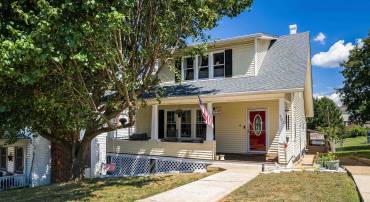 502 THIRD ST, SHENANDOAH, Virginia 22849, 3 Bedrooms Bedrooms, ,1 BathroomBathrooms,Residential,502 THIRD ST,668640 MLS # 668640