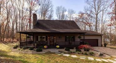 2050 STONEY CREEK RD, ELKTON, Virginia 22827, 2 Bedrooms Bedrooms, ,2 BathroomsBathrooms,Residential,2050 STONEY CREEK RD,671001 MLS # 671001