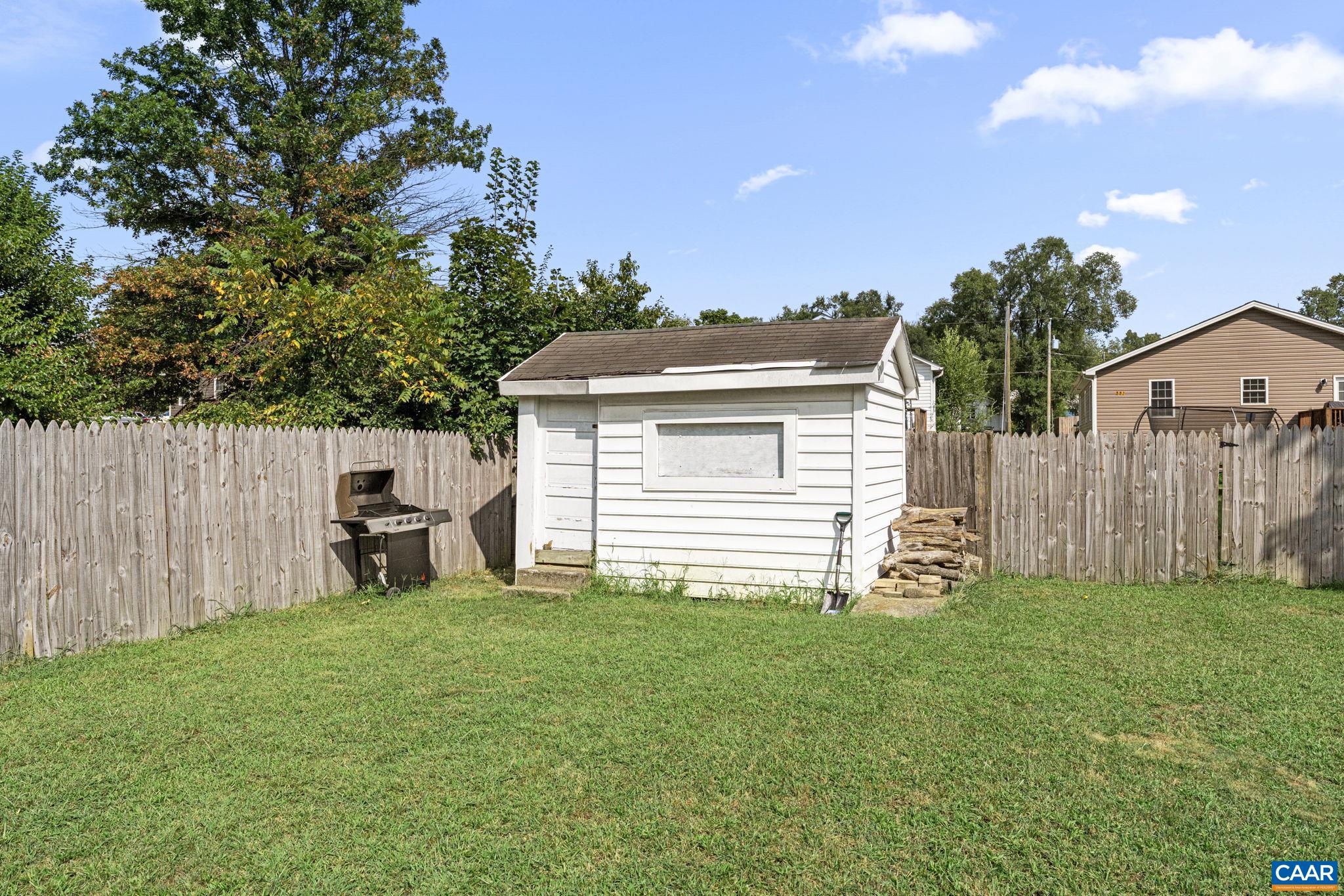 564 N BATH AVE, WAYNESBORO, Virginia 22980, 3 Bedrooms Bedrooms, ,1 BathroomBathrooms,Residential,564 N BATH AVE,671086 MLS # 671086