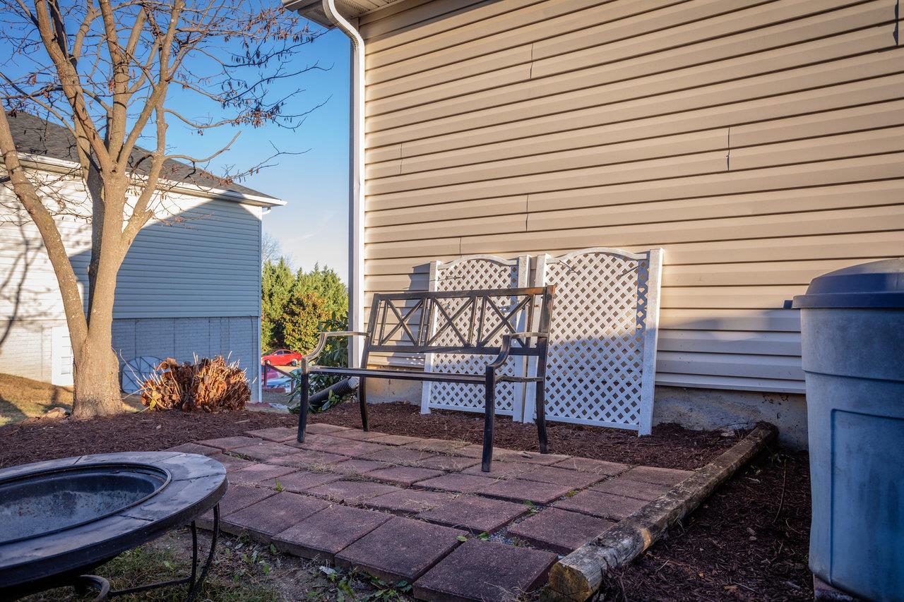 3200 JOPPA CT, ROCKINGHAM, Virginia 22801, 3 Bedrooms Bedrooms, ,2 BathroomsBathrooms,Residential,3200 JOPPA CT,671091 MLS # 671091