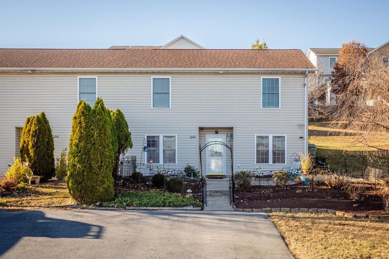 3200 JOPPA CT, ROCKINGHAM, Virginia 22801, 3 Bedrooms Bedrooms, ,2 BathroomsBathrooms,Residential,3200 JOPPA CT,671091 MLS # 671091