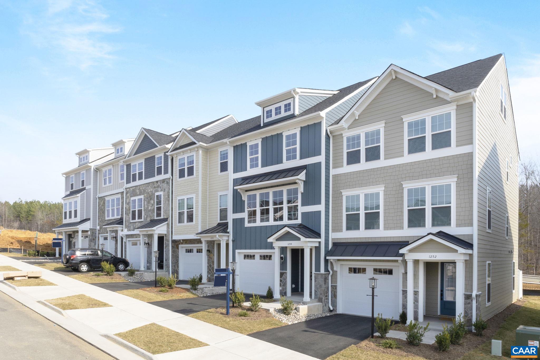 3046 FARROW CIR, CHARLOTTESVILLE, Virginia 22901, 3 Bedrooms Bedrooms, ,2 BathroomsBathrooms,Residential,Holly I A Townhome Plan - Elevation H,3046 FARROW CIR,671104 MLS # 671104