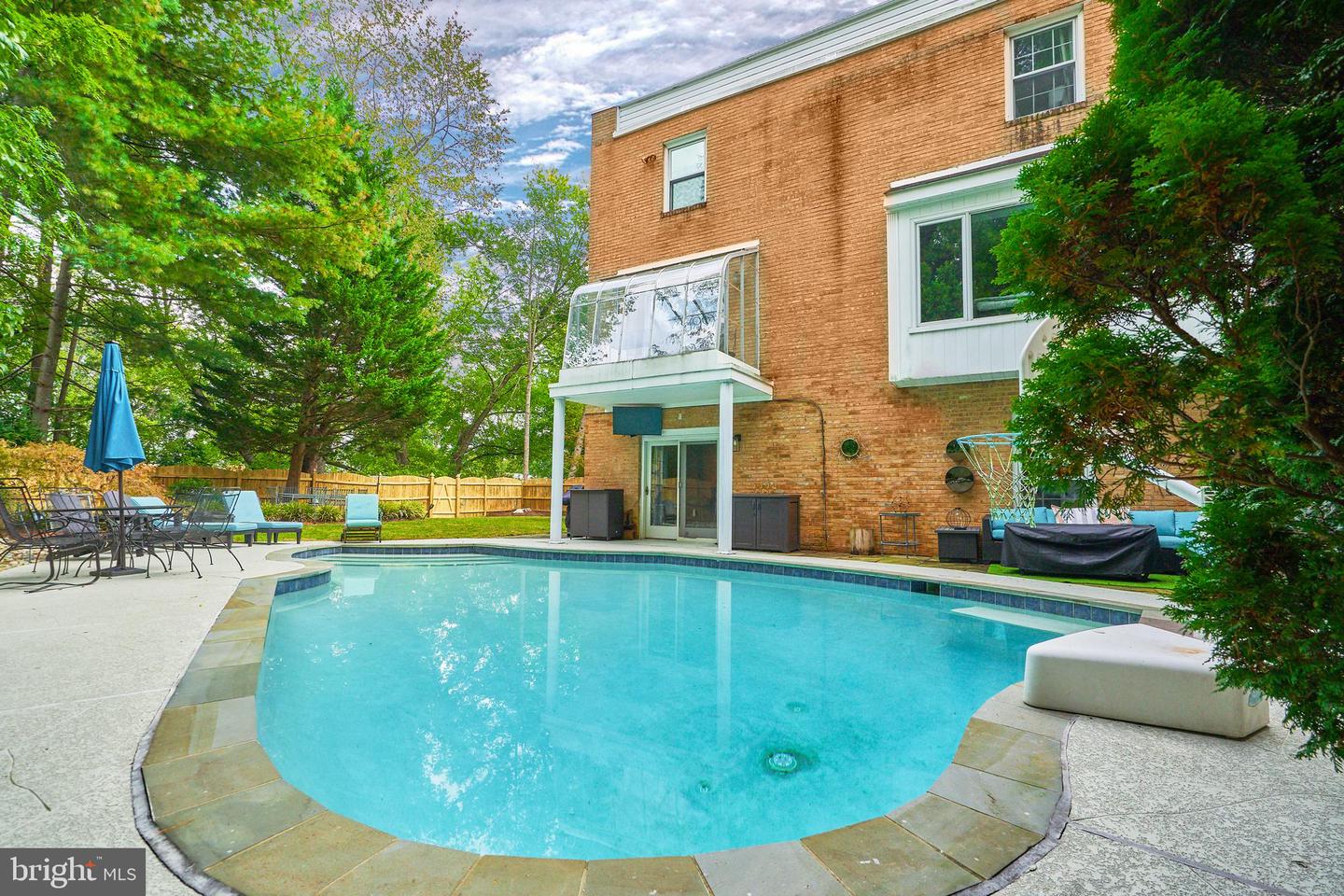 706 BLUEBERRY HILL RD, MCLEAN, Virginia 22101, 4 Bedrooms Bedrooms, ,4 BathroomsBathrooms,Residential,For sale,706 BLUEBERRY HILL RD,VAFX2274870 MLS # VAFX2274870 706 BLUEBERRY HILL RD, MCLEAN, Virginia 22101, 4 Bedrooms Bedrooms, ,4 BathroomsBathrooms,Residential,For sale,706 BLUEBERRY HILL RD,VAFX2274870 MLS # VAFX2274870