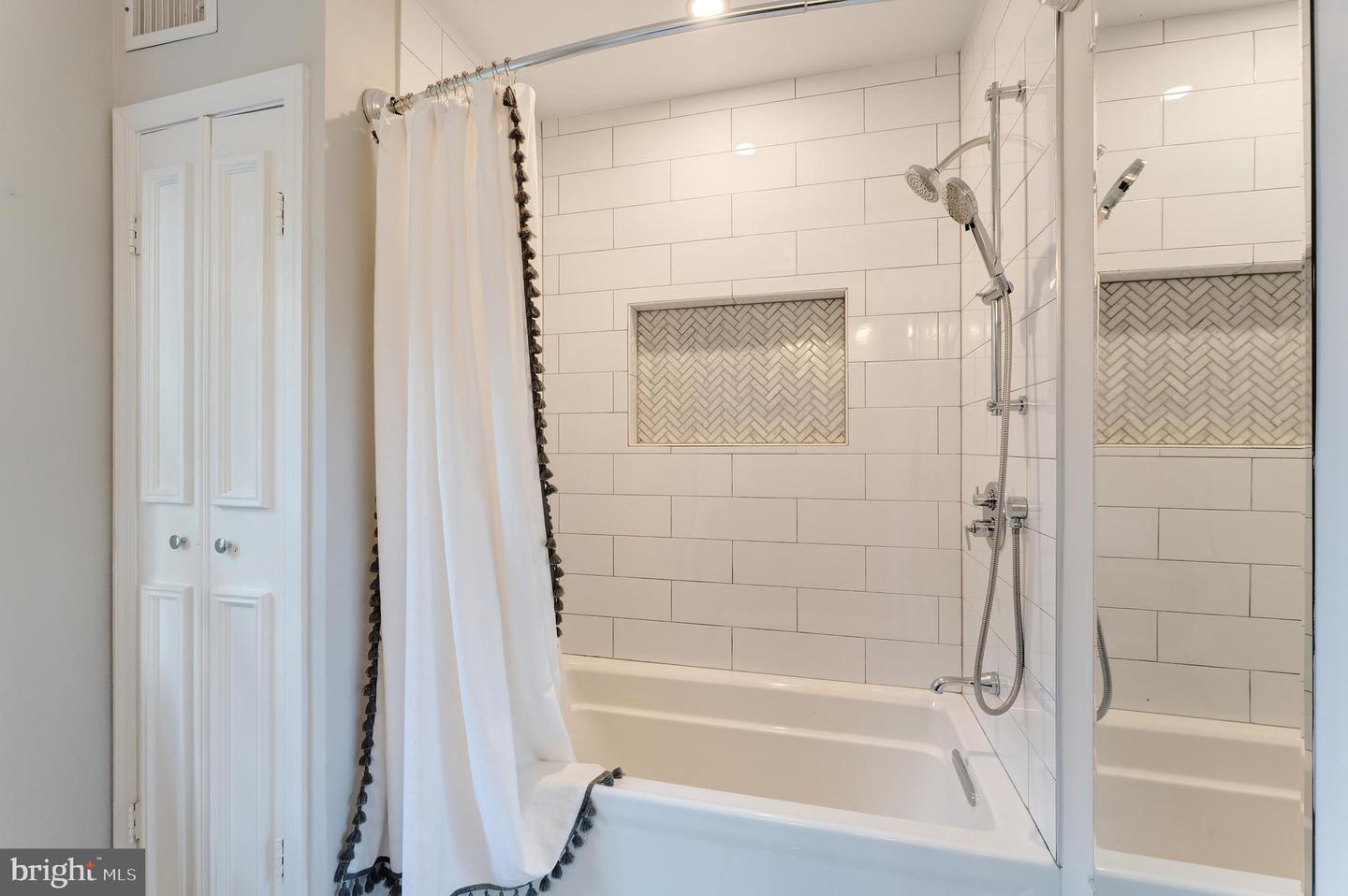 706 BLUEBERRY HILL RD, MCLEAN, Virginia 22101, 4 Bedrooms Bedrooms, ,4 BathroomsBathrooms,Residential,For sale,706 BLUEBERRY HILL RD,VAFX2274870 MLS # VAFX2274870 706 BLUEBERRY HILL RD, MCLEAN, Virginia 22101, 4 Bedrooms Bedrooms, ,4 BathroomsBathrooms,Residential,For sale,706 BLUEBERRY HILL RD,VAFX2274870 MLS # VAFX2274870