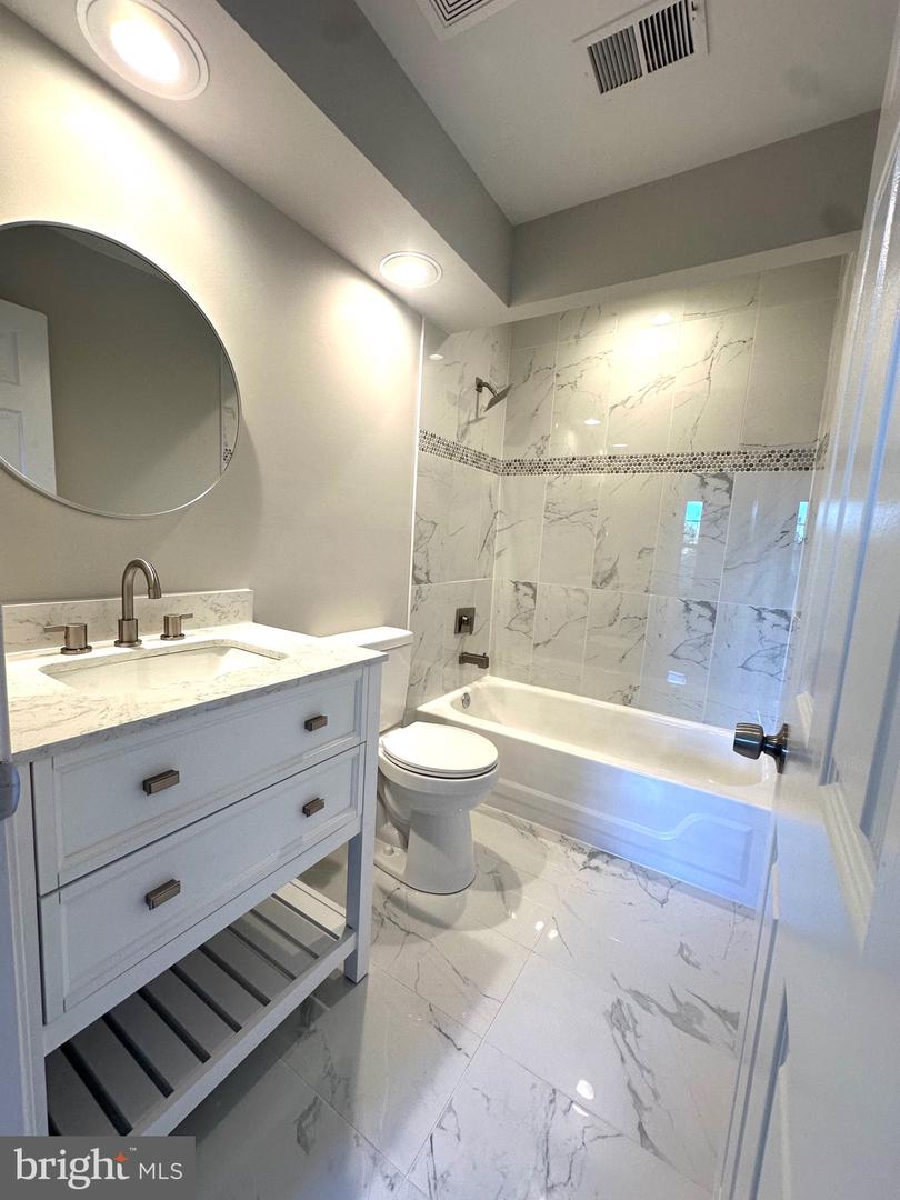 1947 INGLEBROOK DR, WOODBRIDGE, Virginia 22192, 3 Bedrooms Bedrooms, ,3 BathroomsBathrooms,Residential,For sale,1947 INGLEBROOK DR,VAPW2106236 MLS # VAPW2106236 1947 INGLEBROOK DR, WOODBRIDGE, Virginia 22192, 3 Bedrooms Bedrooms, ,3 BathroomsBathrooms,Residential,For sale,1947 INGLEBROOK DR,VAPW2106236 MLS # VAPW2106236