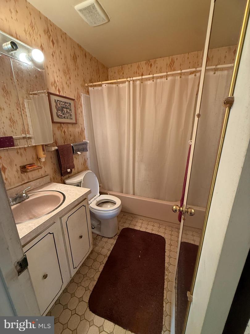 13860 LANGSTONE DR, WOODBRIDGE, Virginia 22193, 3 Bedrooms Bedrooms, ,1 BathroomBathrooms,Residential,For sale,13860 LANGSTONE DR,VAPW2106448 MLS # VAPW2106448 13860 LANGSTONE DR, WOODBRIDGE, Virginia 22193, 3 Bedrooms Bedrooms, ,1 BathroomBathrooms,Residential,For sale,13860 LANGSTONE DR,VAPW2106448 MLS # VAPW2106448