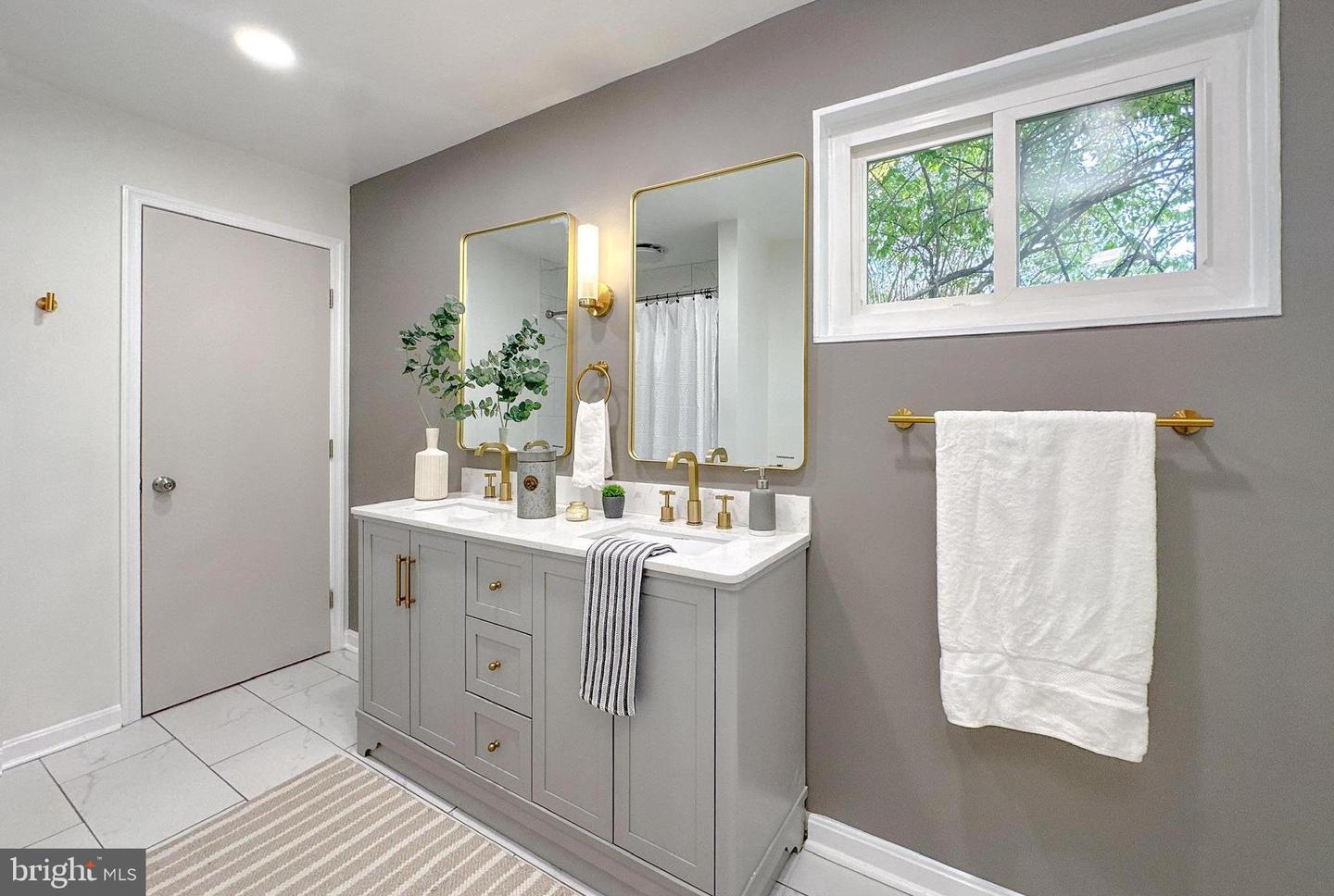 3211 GARY CT, FALLS CHURCH, Virginia 22042, 4 Bedrooms Bedrooms, 9 Rooms Rooms,2 BathroomsBathrooms,Residential,For sale,3211 GARY CT,VAFX2275500 MLS # VAFX2275500 3211 GARY CT, FALLS CHURCH, Virginia 22042, 4 Bedrooms Bedrooms, 9 Rooms Rooms,2 BathroomsBathrooms,Residential,For sale,3211 GARY CT,VAFX2275500 MLS # VAFX2275500