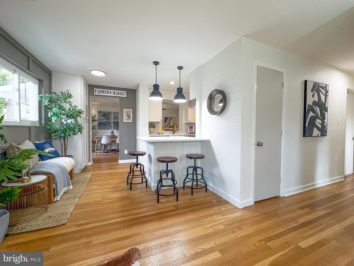 3211 GARY CT, FALLS CHURCH, Virginia 22042, 4 Bedrooms Bedrooms, 9 Rooms Rooms,2 BathroomsBathrooms,Residential,For sale,3211 GARY CT,VAFX2275500 MLS # VAFX2275500 3211 GARY CT, FALLS CHURCH, Virginia 22042, 4 Bedrooms Bedrooms, 9 Rooms Rooms,2 BathroomsBathrooms,Residential,For sale,3211 GARY CT,VAFX2275500 MLS # VAFX2275500