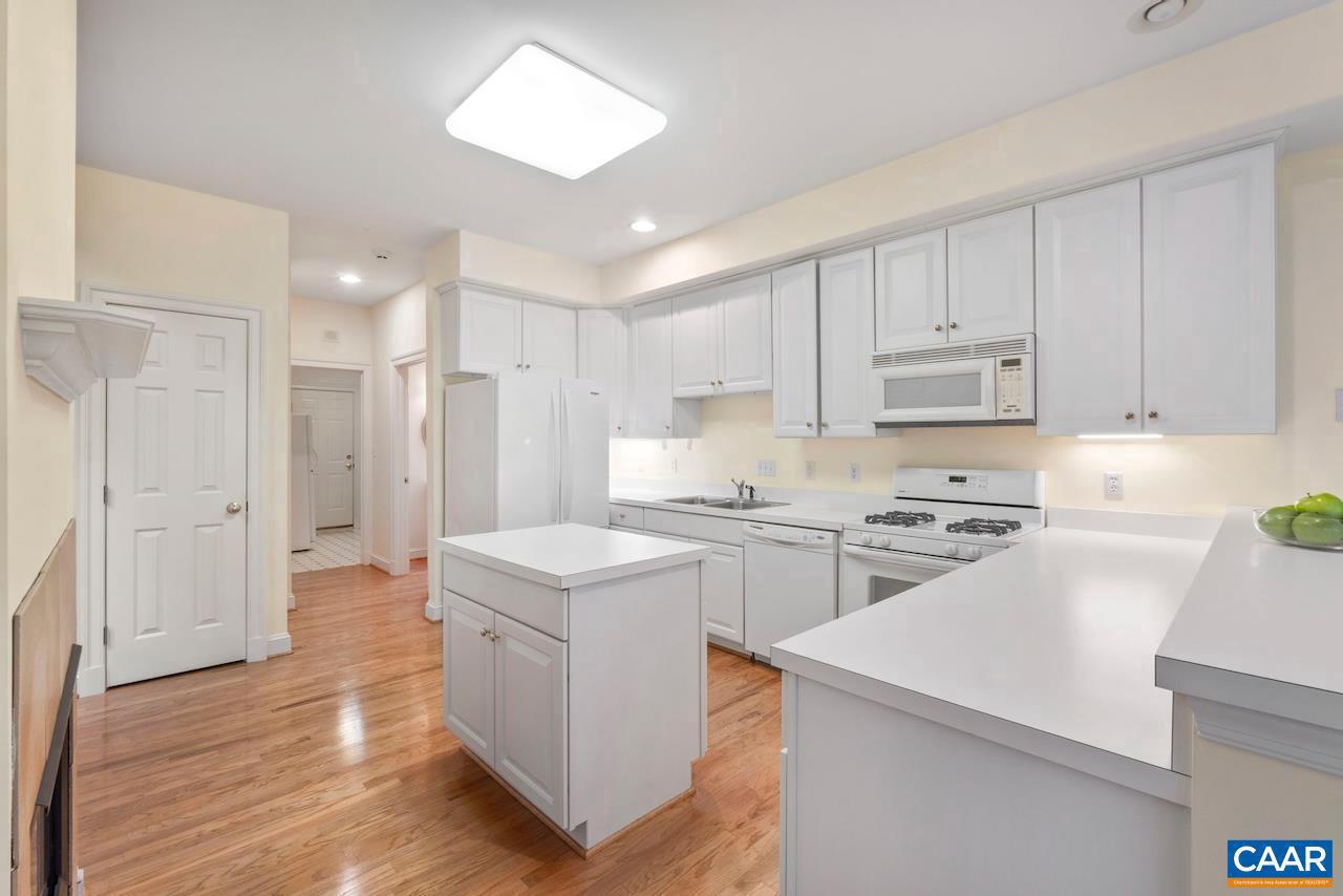 1132 COURTYARD DR, CHARLOTTESVILLE, Virginia 22903, 3 Bedrooms Bedrooms, ,2 BathroomsBathrooms,Residential,For sale,1132 COURTYARD DR,670259 MLS # 670259 1132 COURTYARD DR, CHARLOTTESVILLE, Virginia 22903, 3 Bedrooms Bedrooms, ,2 BathroomsBathrooms,Residential,For sale,1132 COURTYARD DR,670259 MLS # 670259