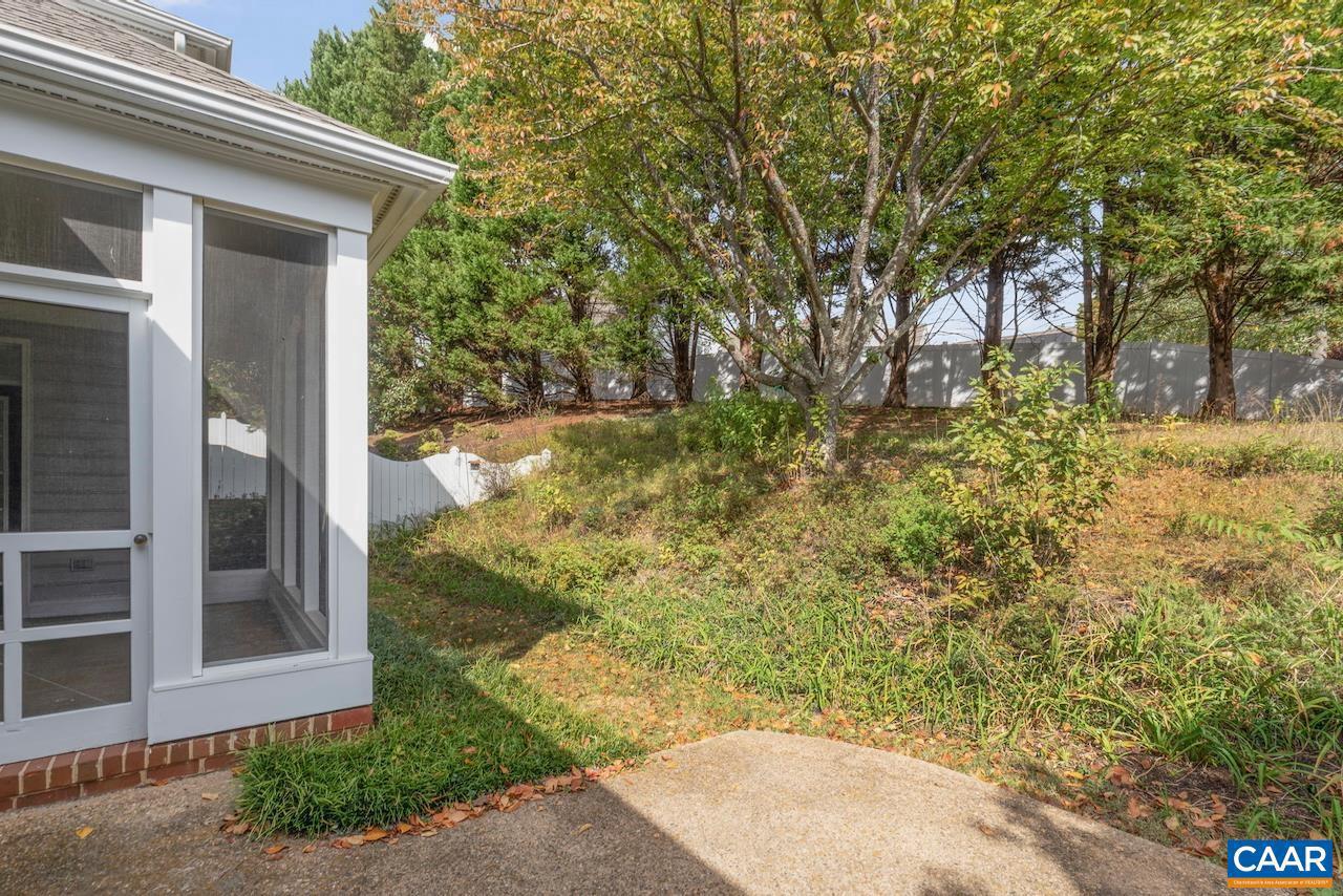 1132 COURTYARD DR, CHARLOTTESVILLE, Virginia 22903, 3 Bedrooms Bedrooms, ,2 BathroomsBathrooms,Residential,For sale,1132 COURTYARD DR,670259 MLS # 670259 1132 COURTYARD DR, CHARLOTTESVILLE, Virginia 22903, 3 Bedrooms Bedrooms, ,2 BathroomsBathrooms,Residential,For sale,1132 COURTYARD DR,670259 MLS # 670259