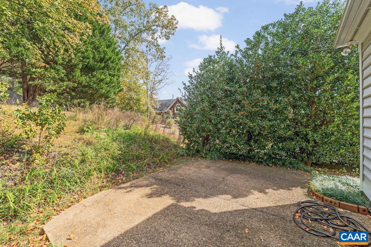 1132 COURTYARD DR, CHARLOTTESVILLE, Virginia 22903, 3 Bedrooms Bedrooms, ,2 BathroomsBathrooms,Residential,For sale,1132 COURTYARD DR,670259 MLS # 670259 1132 COURTYARD DR, CHARLOTTESVILLE, Virginia 22903, 3 Bedrooms Bedrooms, ,2 BathroomsBathrooms,Residential,For sale,1132 COURTYARD DR,670259 MLS # 670259