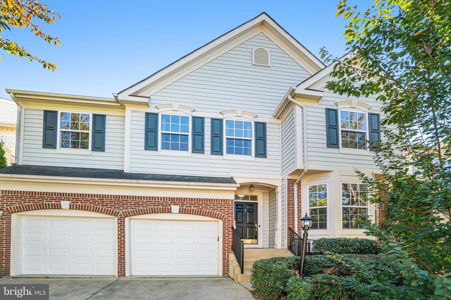 7663 HENRY KNOX DR, LORTON, Virginia 22079, 5 Bedrooms Bedrooms, ,3 BathroomsBathrooms,Residential,For sale,7663 HENRY KNOX DR,VAFX2275740 MLS # VAFX2275740 7663 HENRY KNOX DR, LORTON, Virginia 22079, 5 Bedrooms Bedrooms, ,3 BathroomsBathrooms,Residential,For sale,7663 HENRY KNOX DR,VAFX2275740 MLS # VAFX2275740