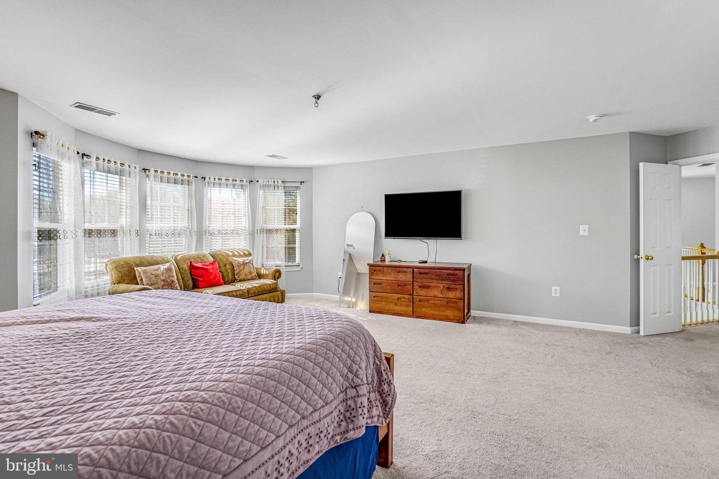 7663 HENRY KNOX DR, LORTON, Virginia 22079, 5 Bedrooms Bedrooms, ,3 BathroomsBathrooms,Residential,For sale,7663 HENRY KNOX DR,VAFX2275740 MLS # VAFX2275740 7663 HENRY KNOX DR, LORTON, Virginia 22079, 5 Bedrooms Bedrooms, ,3 BathroomsBathrooms,Residential,For sale,7663 HENRY KNOX DR,VAFX2275740 MLS # VAFX2275740