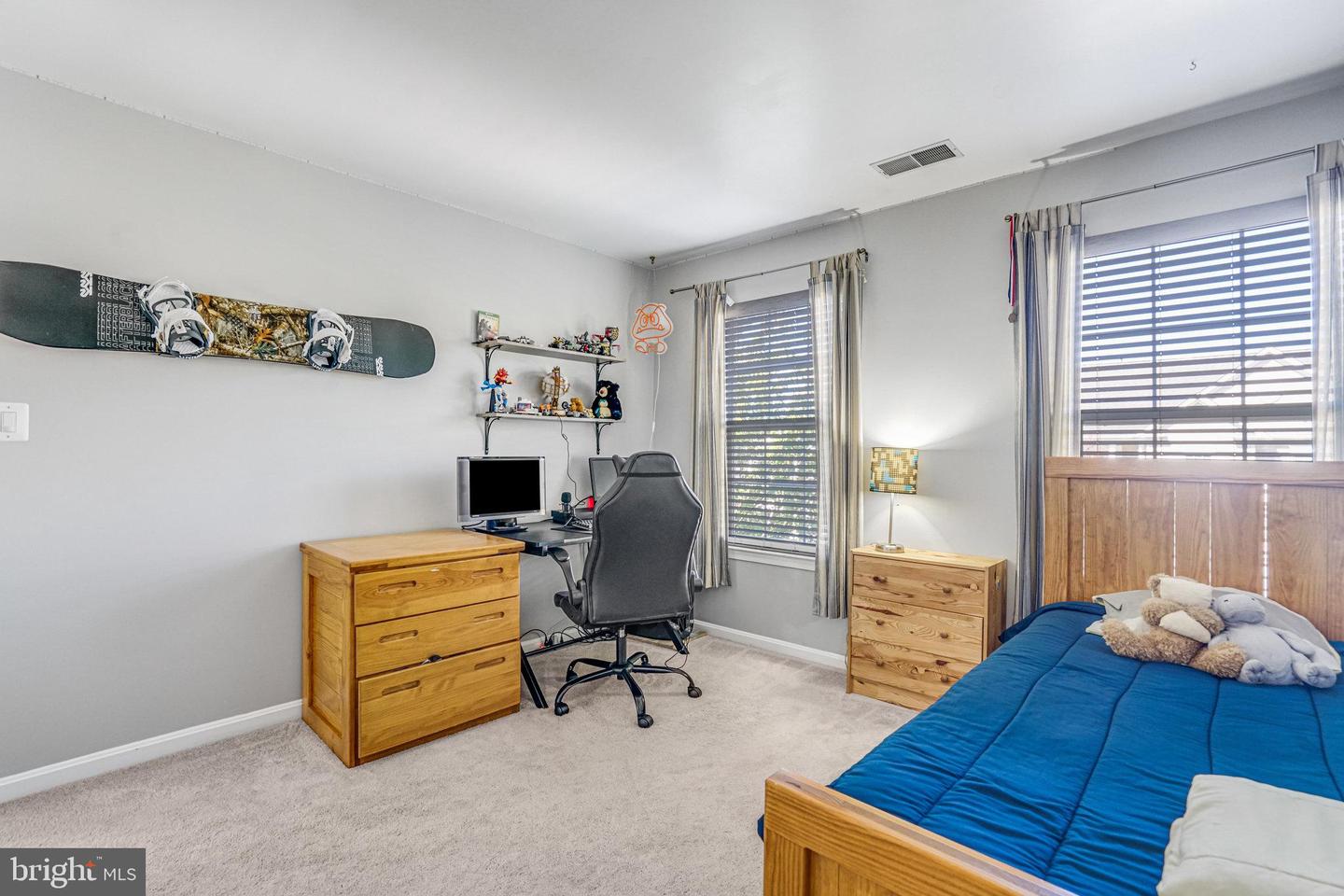 7663 HENRY KNOX DR, LORTON, Virginia 22079, 5 Bedrooms Bedrooms, ,3 BathroomsBathrooms,Residential,For sale,7663 HENRY KNOX DR,VAFX2275740 MLS # VAFX2275740 7663 HENRY KNOX DR, LORTON, Virginia 22079, 5 Bedrooms Bedrooms, ,3 BathroomsBathrooms,Residential,For sale,7663 HENRY KNOX DR,VAFX2275740 MLS # VAFX2275740