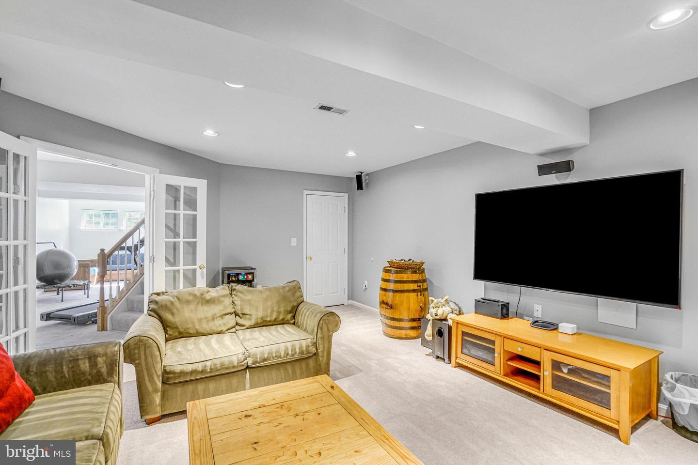 7663 HENRY KNOX DR, LORTON, Virginia 22079, 5 Bedrooms Bedrooms, ,3 BathroomsBathrooms,Residential,For sale,7663 HENRY KNOX DR,VAFX2275740 MLS # VAFX2275740 7663 HENRY KNOX DR, LORTON, Virginia 22079, 5 Bedrooms Bedrooms, ,3 BathroomsBathrooms,Residential,For sale,7663 HENRY KNOX DR,VAFX2275740 MLS # VAFX2275740