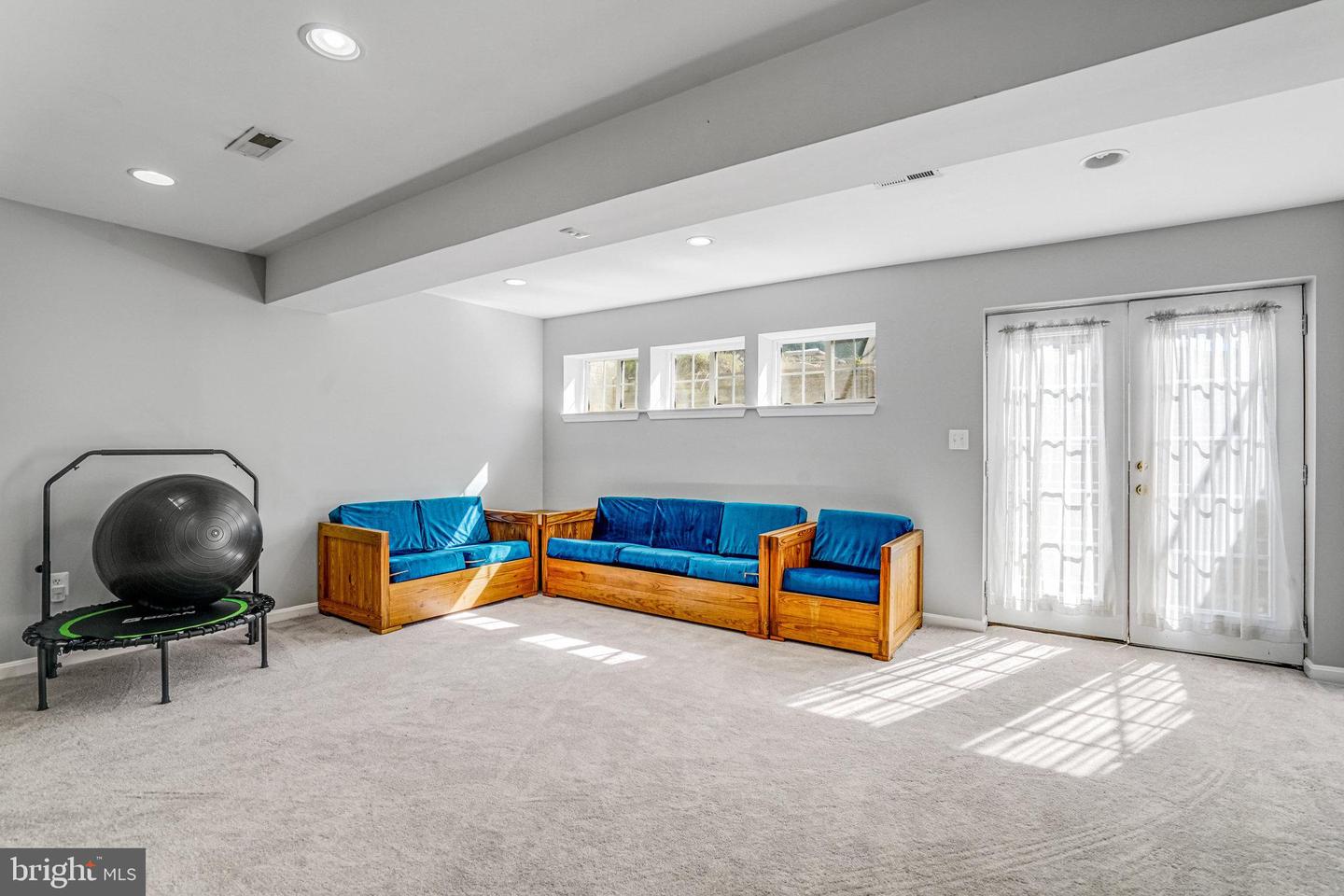 7663 HENRY KNOX DR, LORTON, Virginia 22079, 5 Bedrooms Bedrooms, ,3 BathroomsBathrooms,Residential,For sale,7663 HENRY KNOX DR,VAFX2275740 MLS # VAFX2275740 7663 HENRY KNOX DR, LORTON, Virginia 22079, 5 Bedrooms Bedrooms, ,3 BathroomsBathrooms,Residential,For sale,7663 HENRY KNOX DR,VAFX2275740 MLS # VAFX2275740