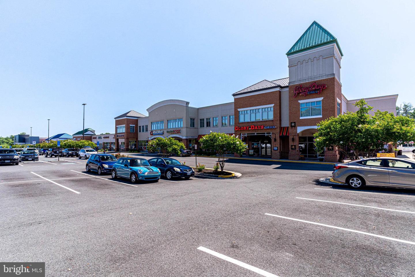 7663 HENRY KNOX DR, LORTON, Virginia 22079, 5 Bedrooms Bedrooms, ,3 BathroomsBathrooms,Residential,For sale,7663 HENRY KNOX DR,VAFX2275740 MLS # VAFX2275740 7663 HENRY KNOX DR, LORTON, Virginia 22079, 5 Bedrooms Bedrooms, ,3 BathroomsBathrooms,Residential,For sale,7663 HENRY KNOX DR,VAFX2275740 MLS # VAFX2275740