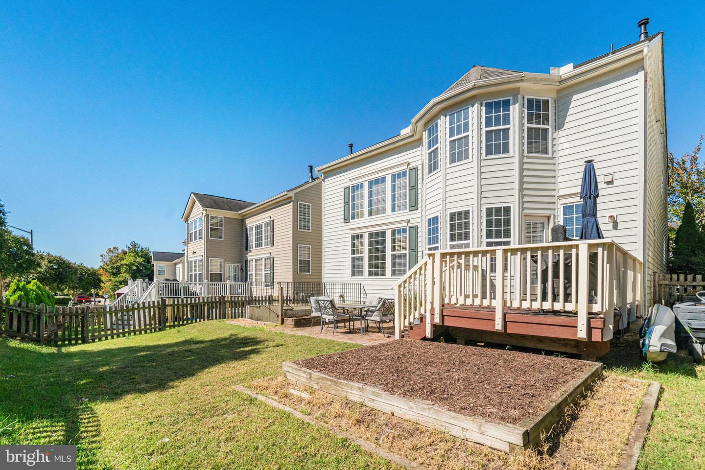 7663 HENRY KNOX DR, LORTON, Virginia 22079, 5 Bedrooms Bedrooms, ,3 BathroomsBathrooms,Residential,For sale,7663 HENRY KNOX DR,VAFX2275740 MLS # VAFX2275740 7663 HENRY KNOX DR, LORTON, Virginia 22079, 5 Bedrooms Bedrooms, ,3 BathroomsBathrooms,Residential,For sale,7663 HENRY KNOX DR,VAFX2275740 MLS # VAFX2275740