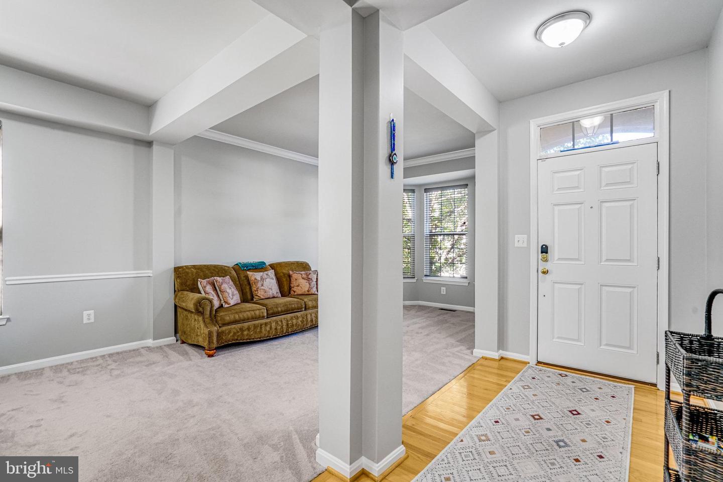 7663 HENRY KNOX DR, LORTON, Virginia 22079, 5 Bedrooms Bedrooms, ,3 BathroomsBathrooms,Residential,For sale,7663 HENRY KNOX DR,VAFX2275740 MLS # VAFX2275740 7663 HENRY KNOX DR, LORTON, Virginia 22079, 5 Bedrooms Bedrooms, ,3 BathroomsBathrooms,Residential,For sale,7663 HENRY KNOX DR,VAFX2275740 MLS # VAFX2275740