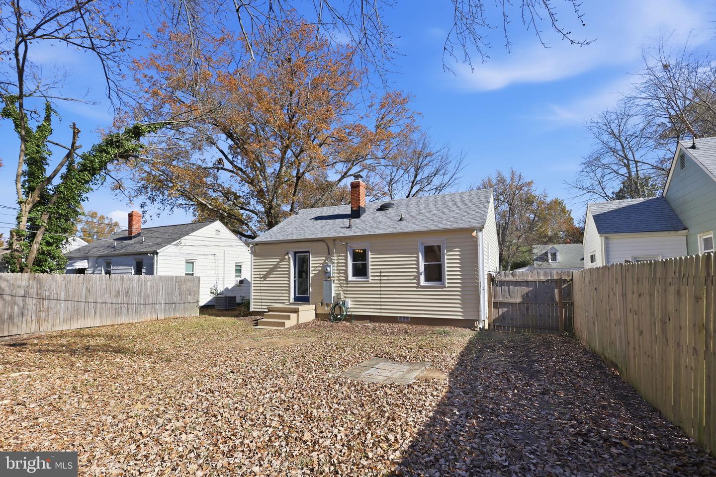 912 FOREST VIEW DR, RICHMOND, Virginia 23225, 2 Bedrooms Bedrooms, ,1 BathroomBathrooms,Residential,For sale,912 FOREST VIEW DR,VARC2000780 MLS # VARC2000780 912 FOREST VIEW DR, RICHMOND, Virginia 23225, 2 Bedrooms Bedrooms, ,1 BathroomBathrooms,Residential,For sale,912 FOREST VIEW DR,VARC2000780 MLS # VARC2000780